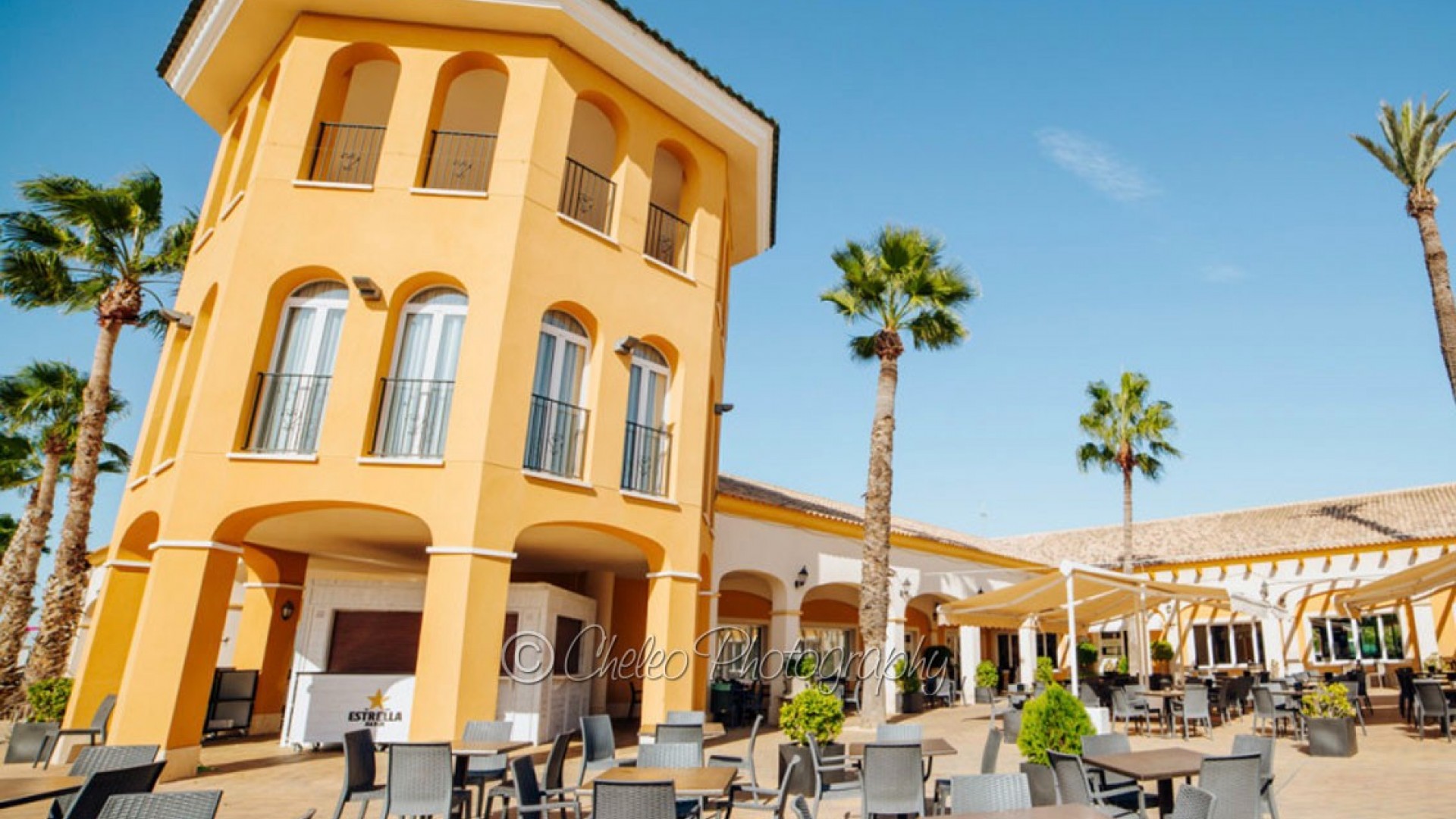 Videresalg - Garage -
Catral - CatralAlicanteValenciaSpain