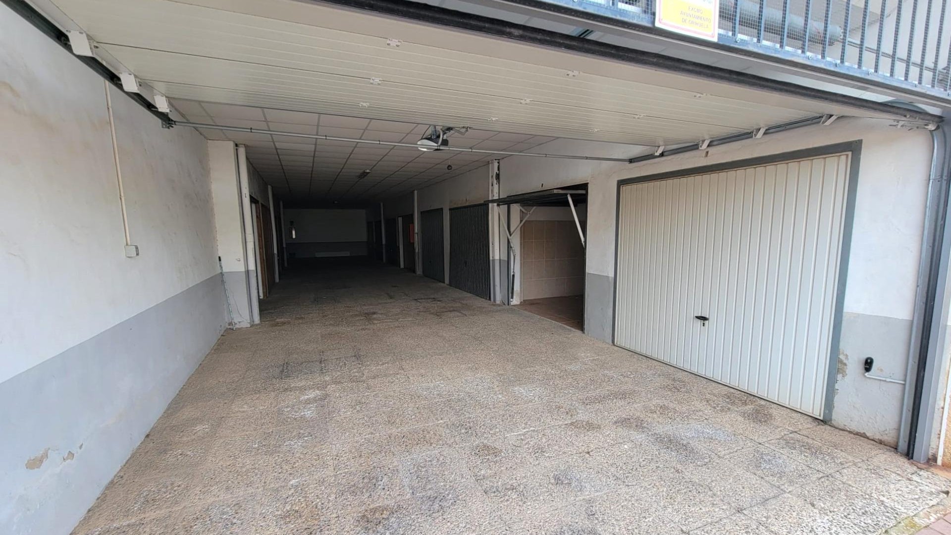 Videresalg - Garage -
Orihuela Costa - La Regia