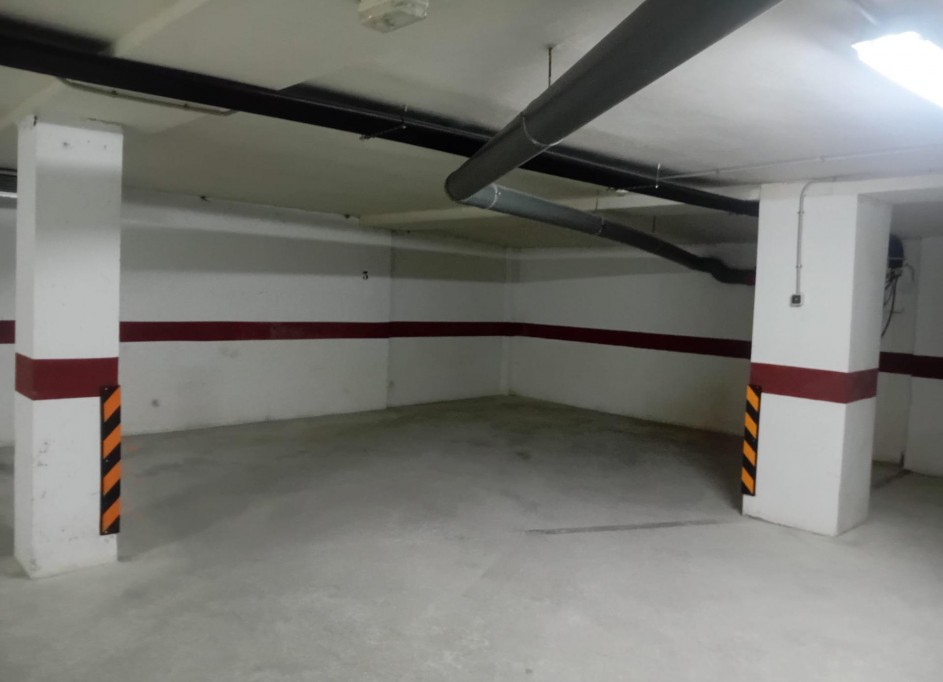 Videresalg - Garage -
Torrevieja - Playa del Cura