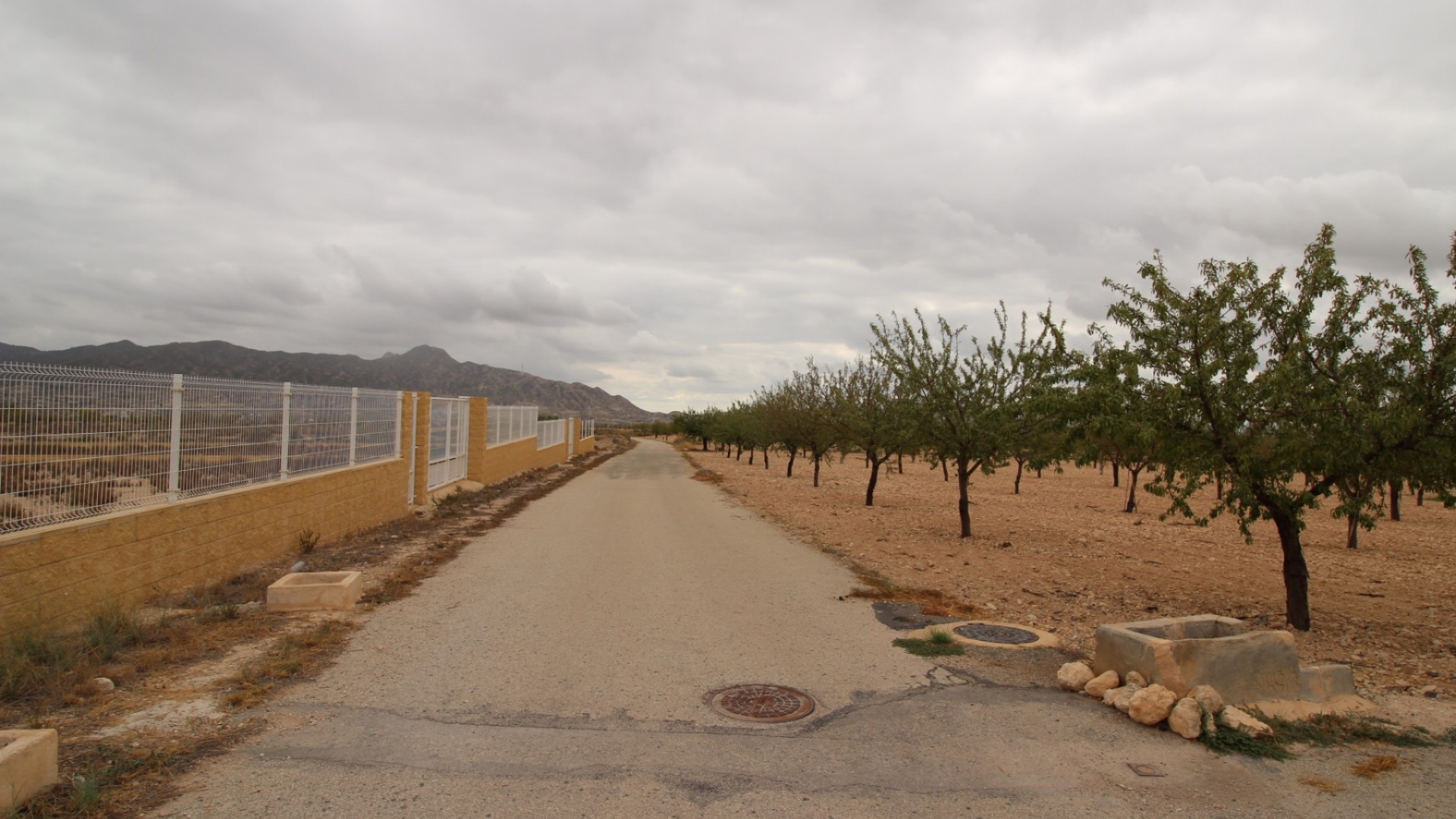 Videresalg - Grund Jord -
Abanilla