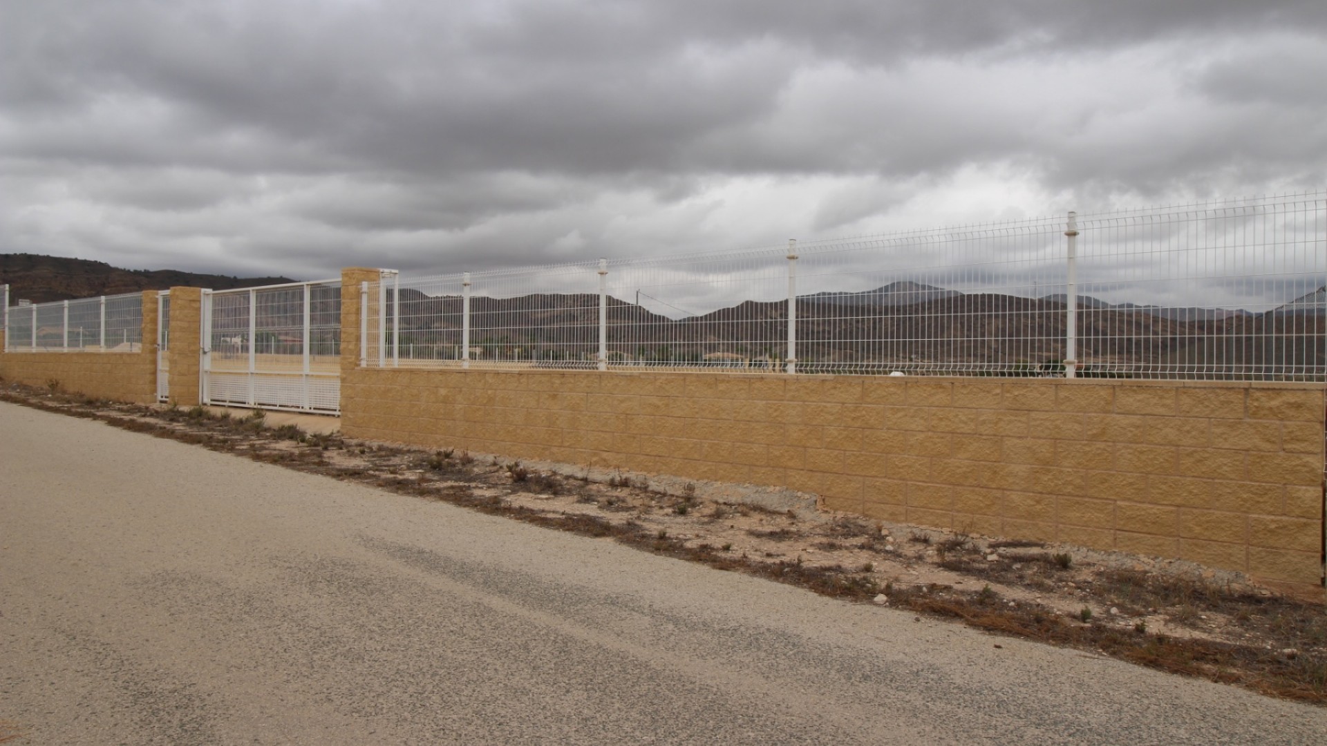 Videresalg - Grund Jord -
Abanilla