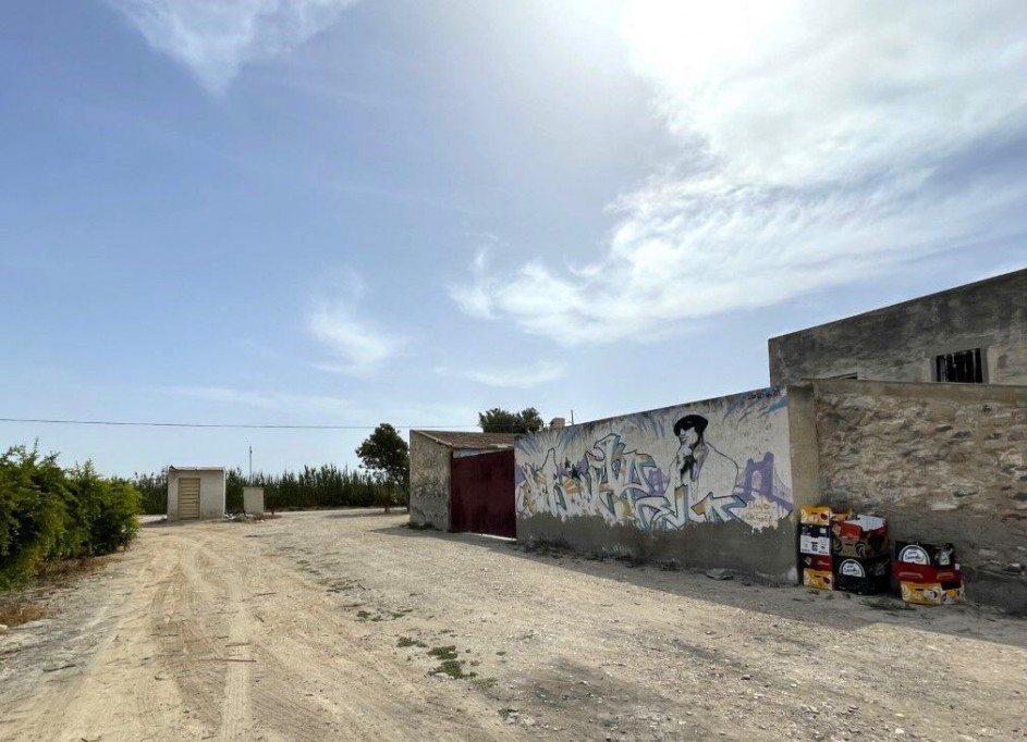 Videresalg - Grund Jord -
Albatera