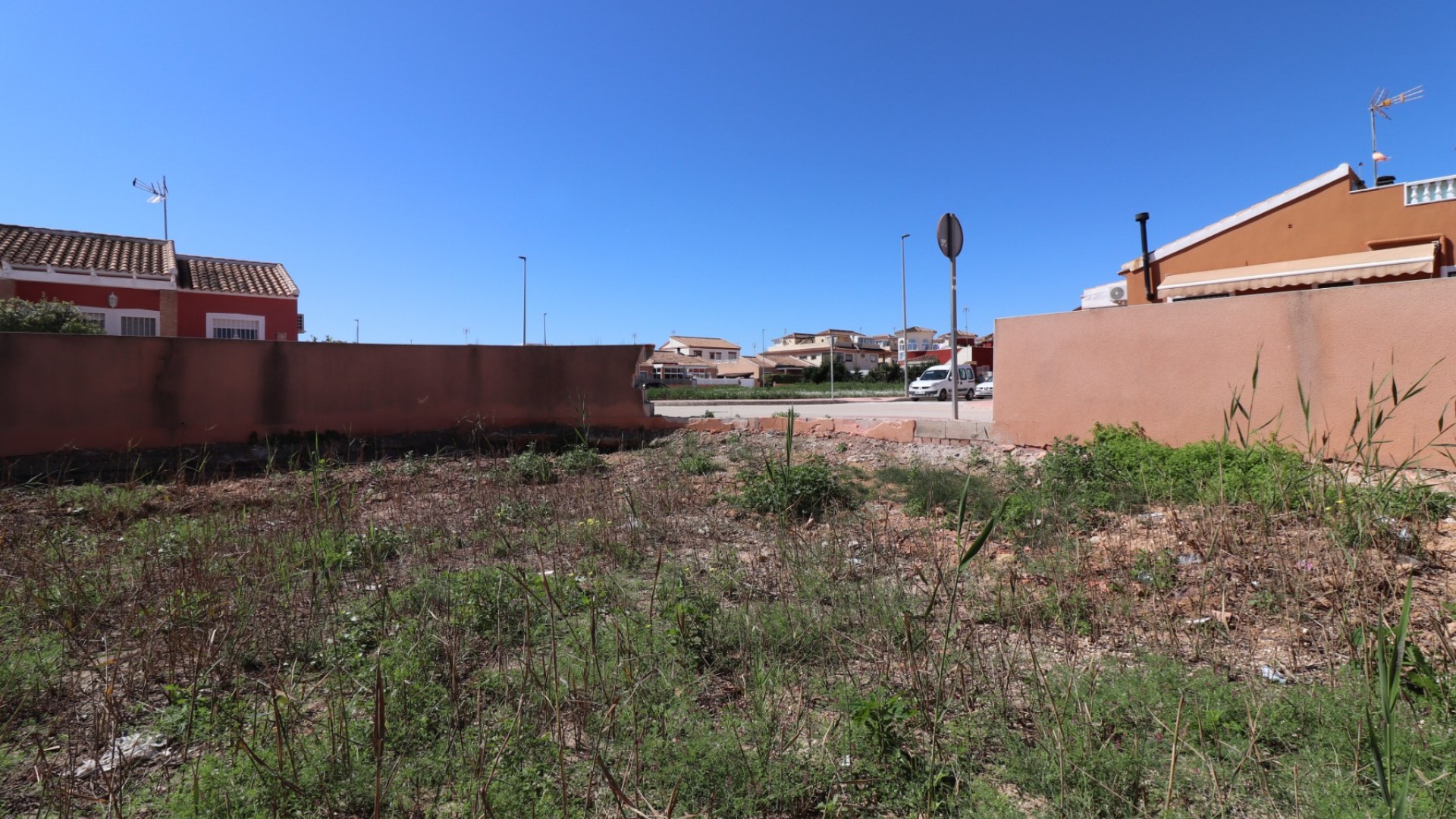 Videresalg - Grund Jord -
Daya Nueva - Daya Nueva - Town