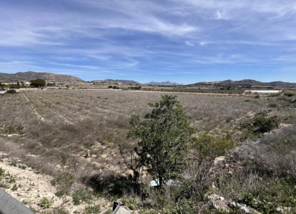 Videresalg - Grund Jord -
La Romana