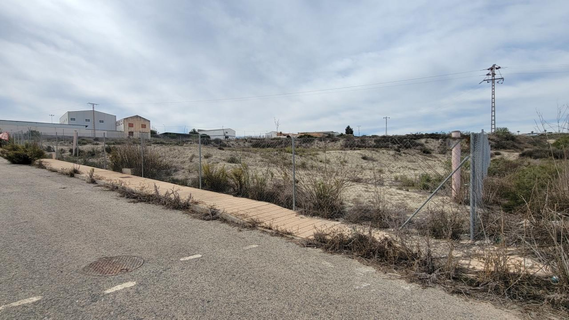 Videresalg - Grund Jord -
Torremendo