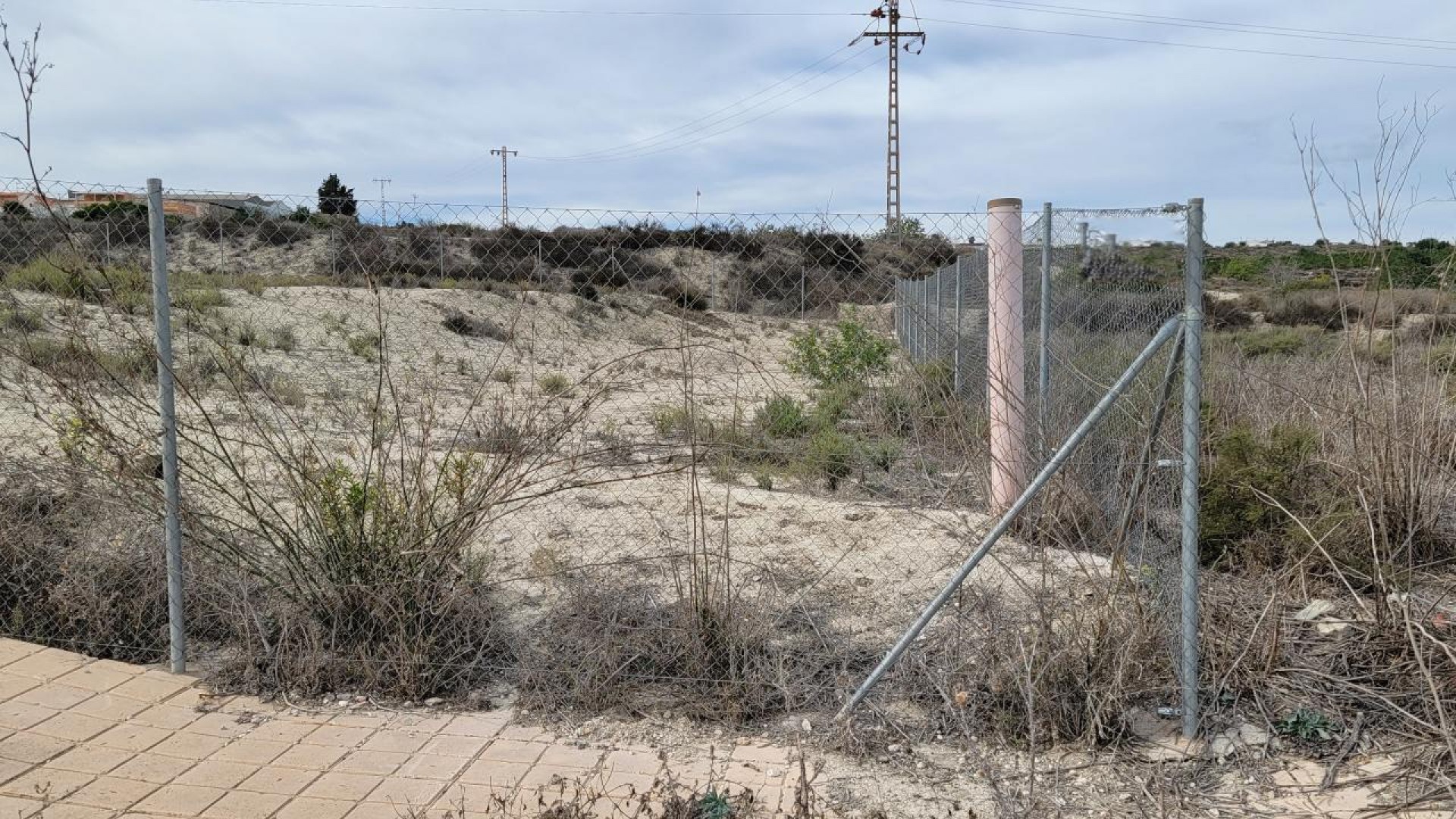 Videresalg - Grund Jord -
Torremendo