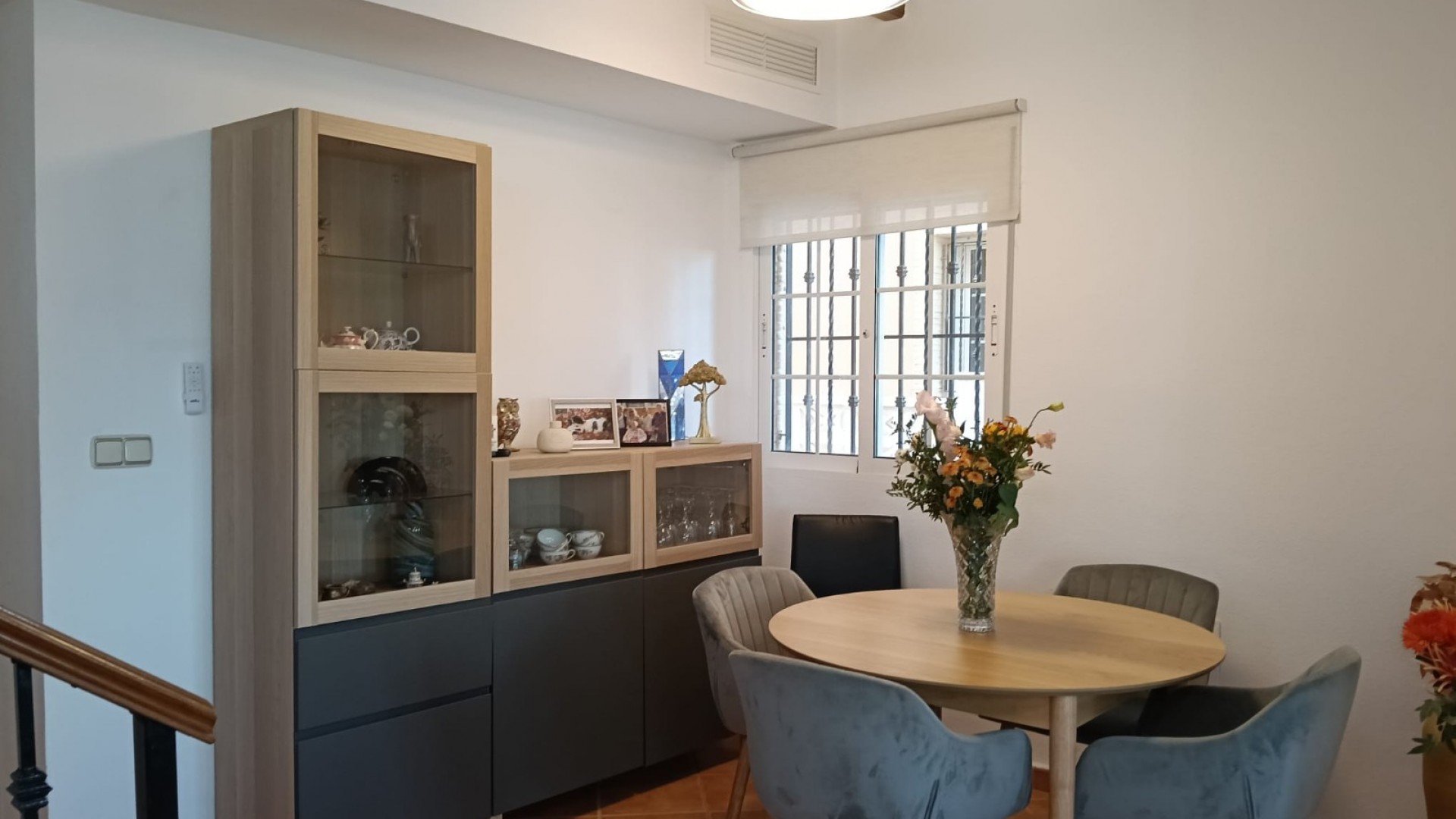 Videresalg - Hus - Fritliggende villa (4) -
Los Montesinos - La herrada