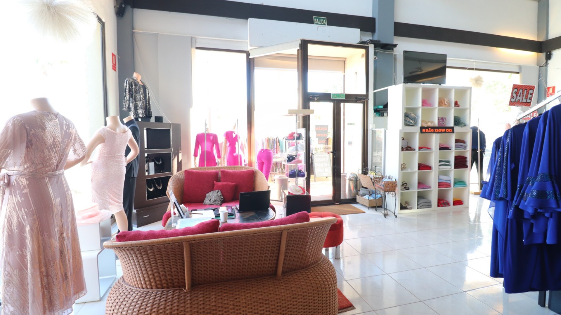 Videresalg - Kommerciel -
Algorfa - La Finca Golf Resort