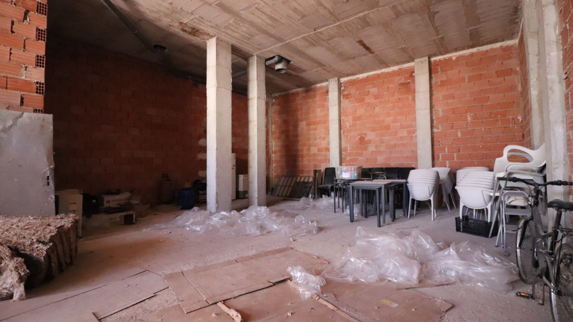 Videresalg - Kommerciel -
Los Montesinos - Laguna Green