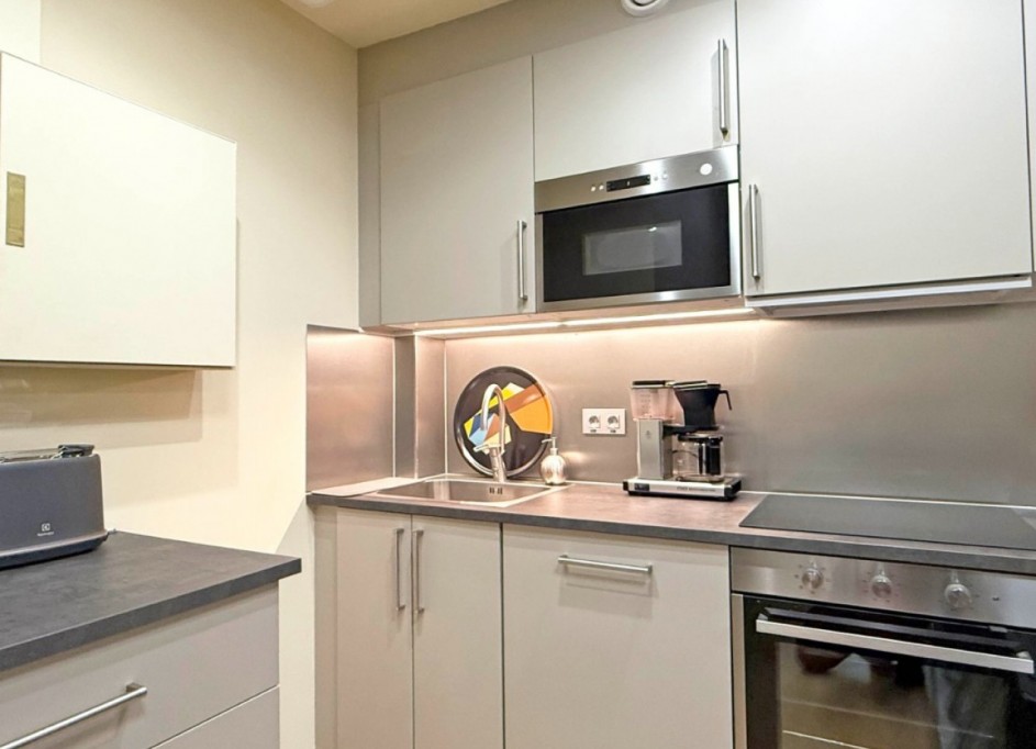 Videresalg - Kommerciel -
Torrevieja