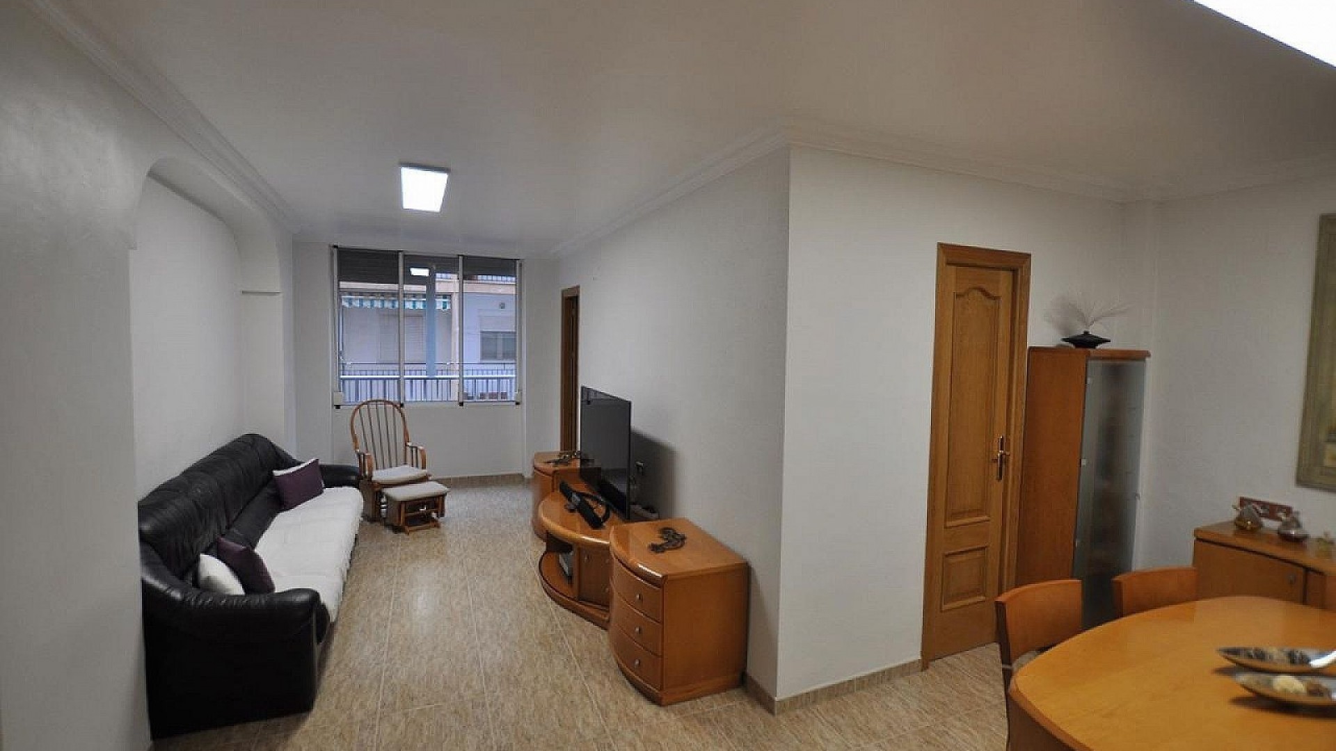 Videresalg - Kommerciel -
Villena