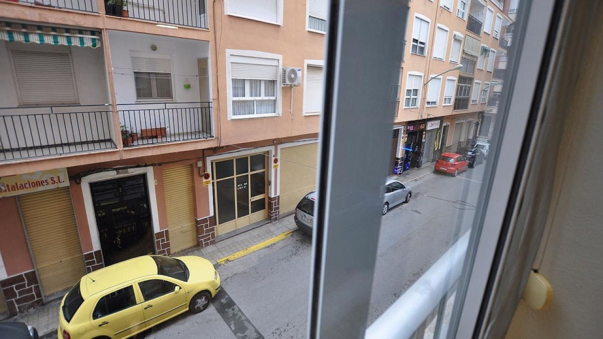 Videresalg - Kommerciel -
Villena