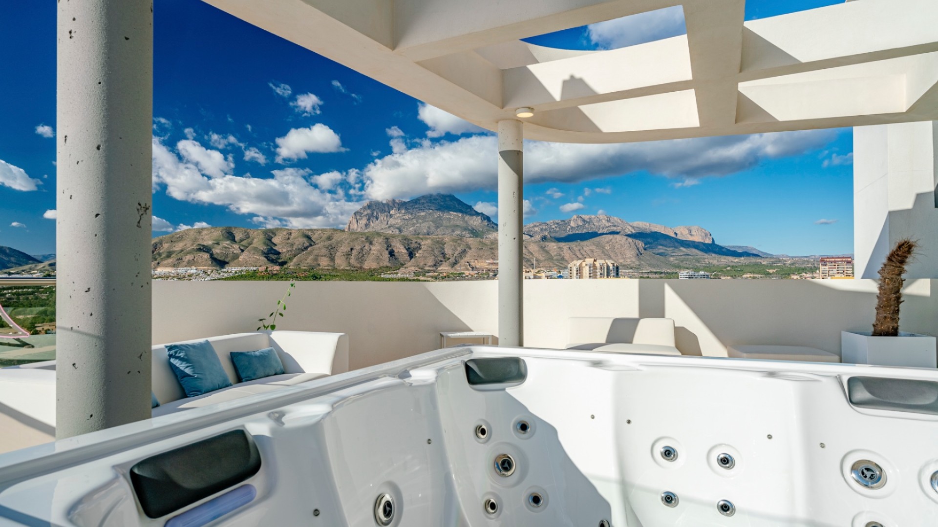 Videresalg - Lejlighed lejlighed -
Benidorm