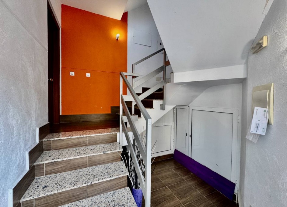 Videresalg - Lejlighed lejlighed -
Benijofar