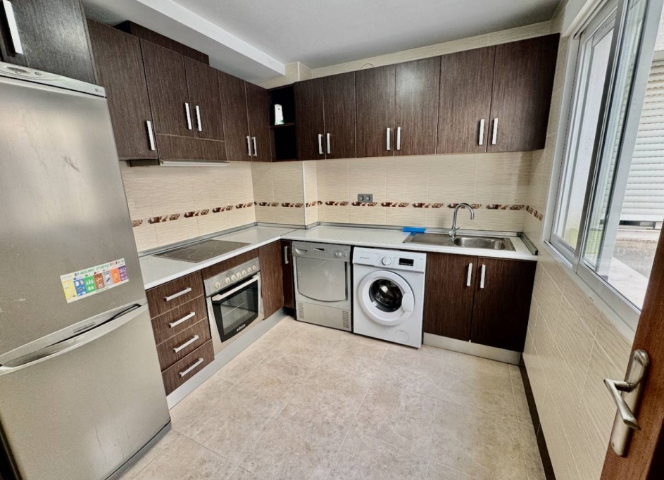 Videresalg - Lejlighed lejlighed -
Benijofar