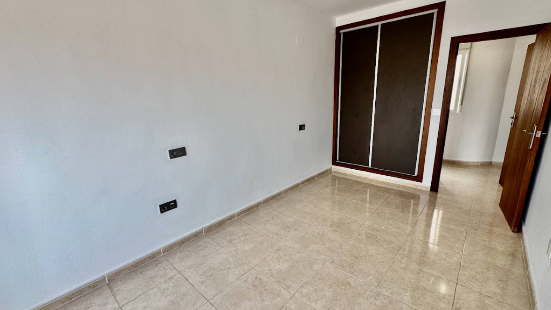 Videresalg - Lejlighed lejlighed -
Benijofar