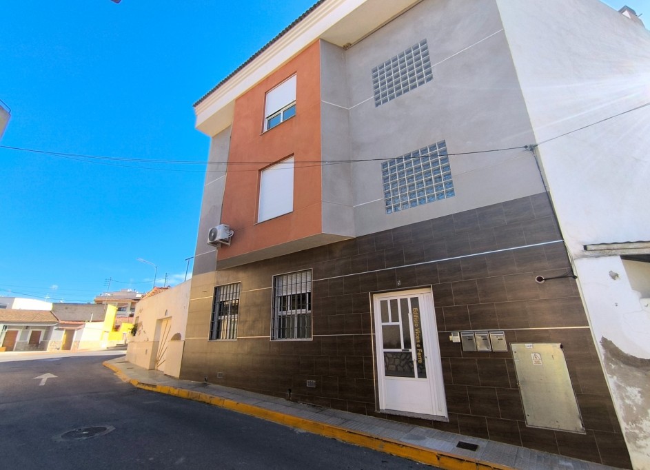 Videresalg - Lejlighed lejlighed -
Benijofar