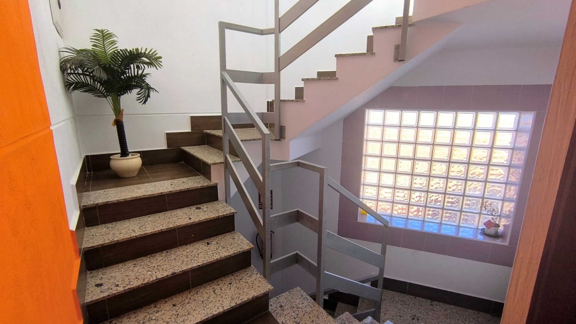 Videresalg - Lejlighed lejlighed -
Benijofar