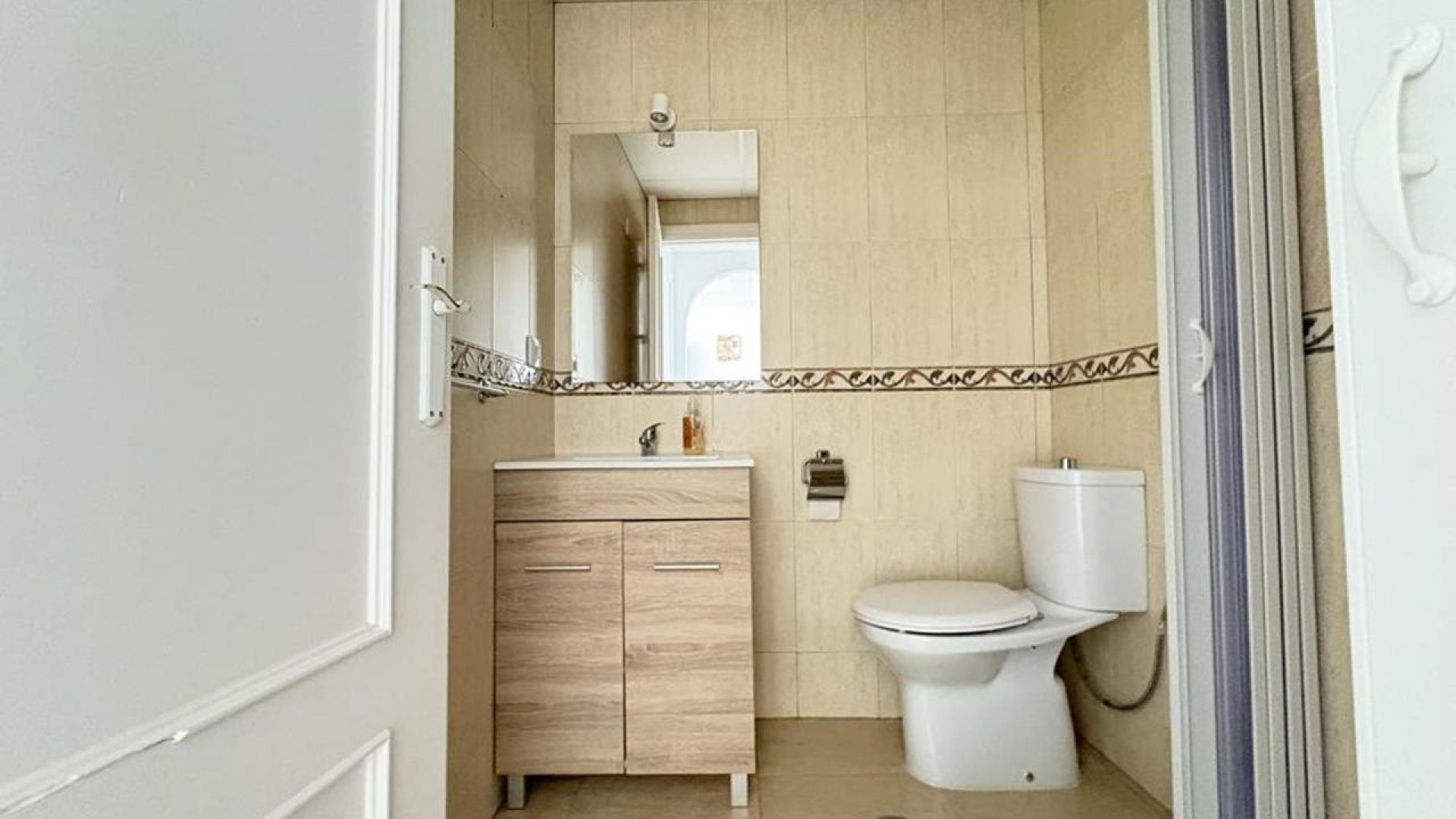 Videresalg - Lejlighed lejlighed -
Gea y Truyols