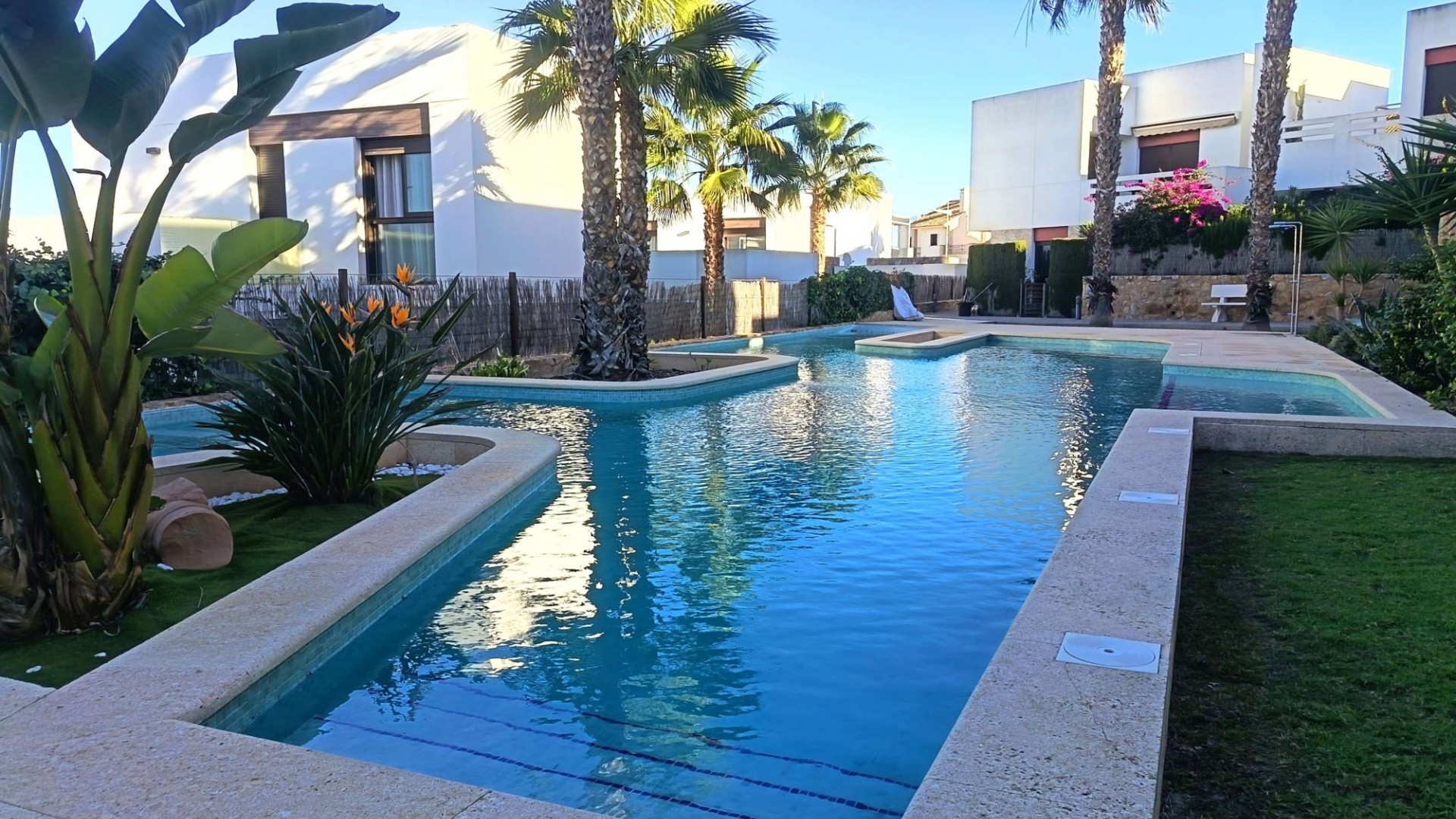 Videresalg - Lejlighed lejlighed -
La Finca Golf - La Finca Golf and Spa Resort