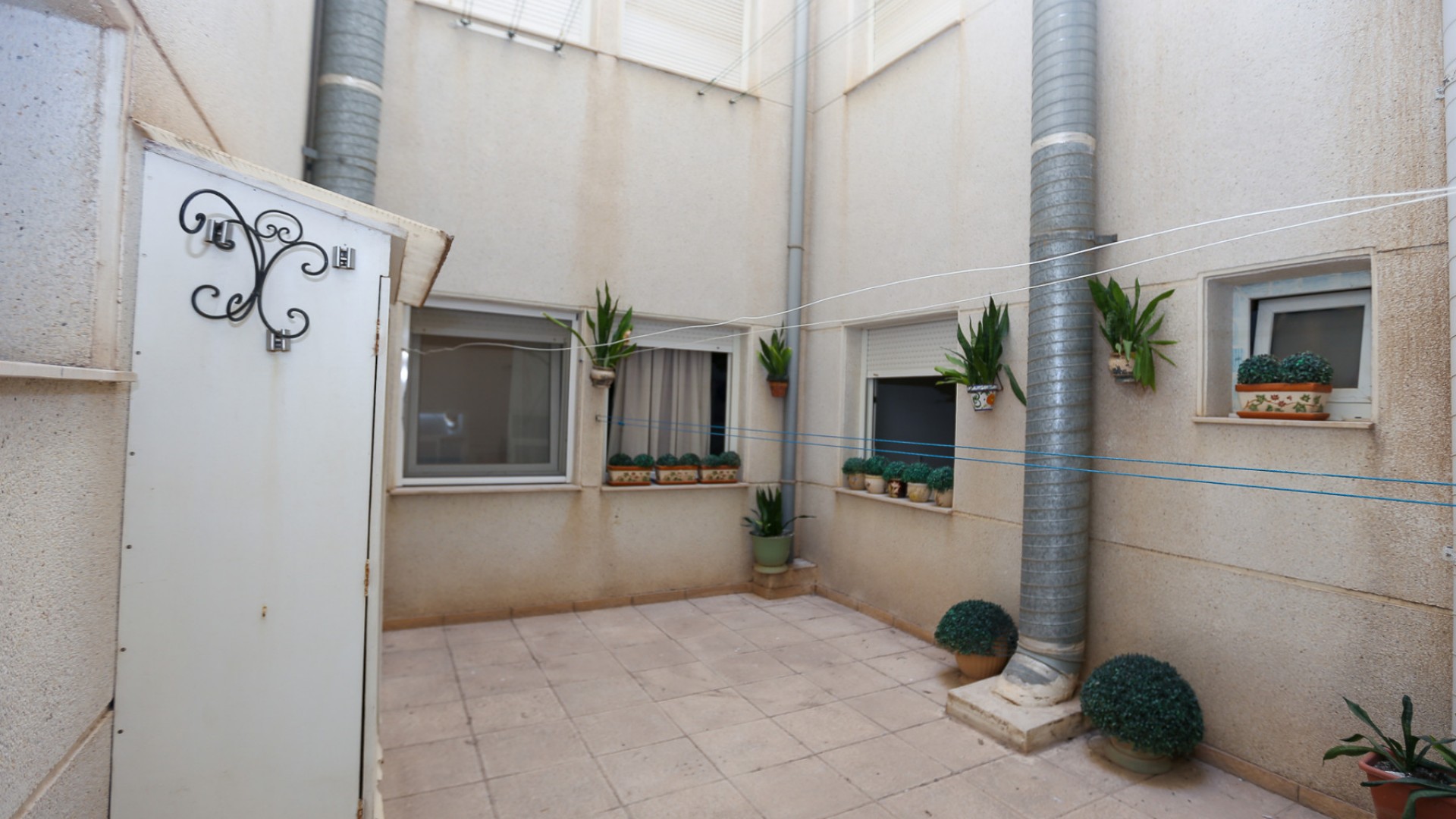 Videresalg - Lejlighed lejlighed -
La Mata