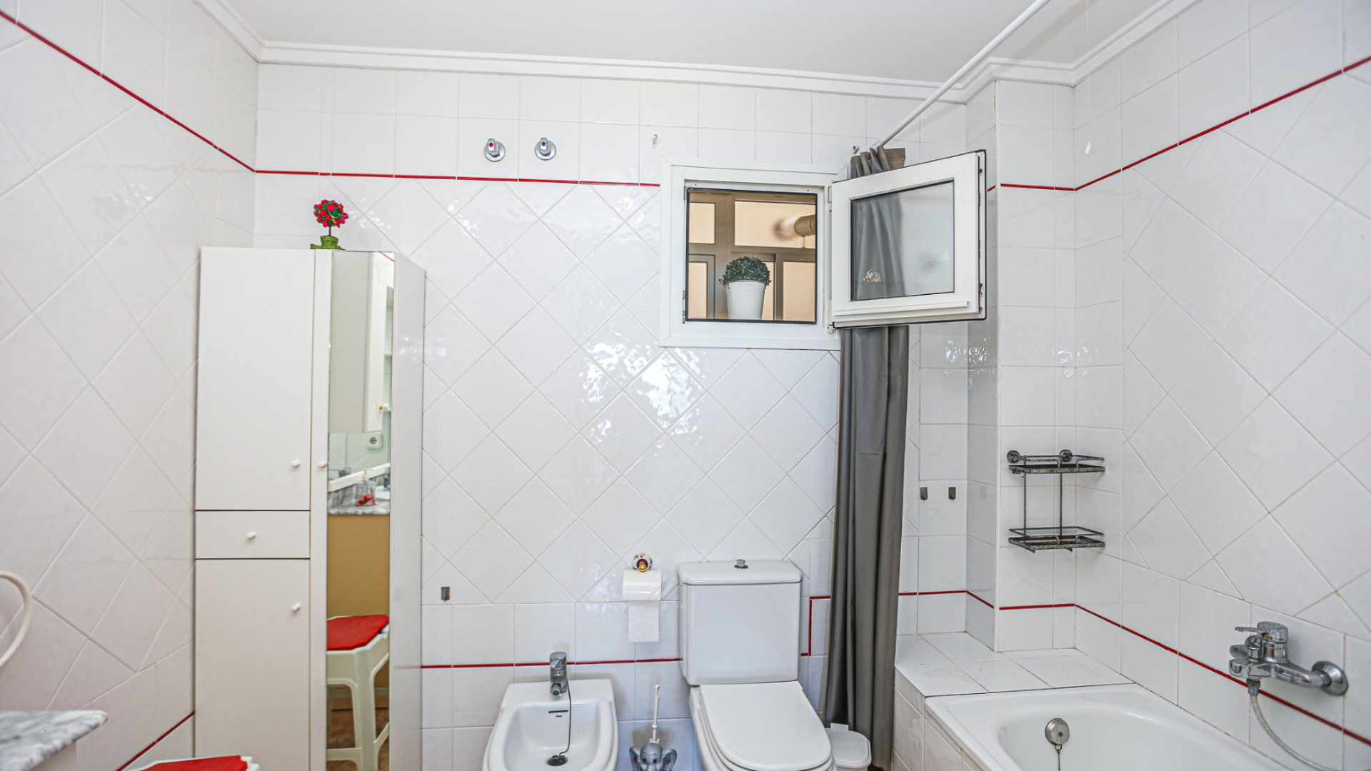 Videresalg - Lejlighed lejlighed -
La Mata