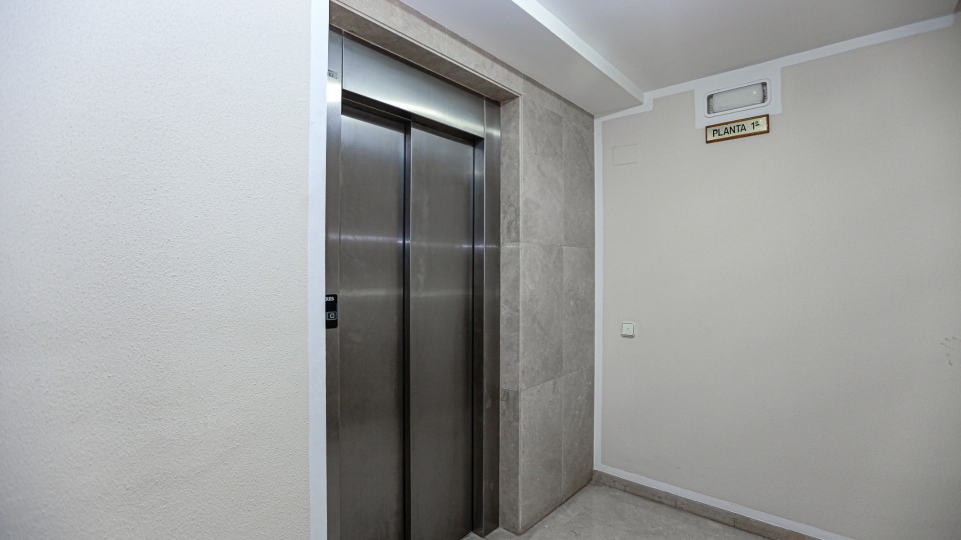 Videresalg - Lejlighed lejlighed -
La Mata