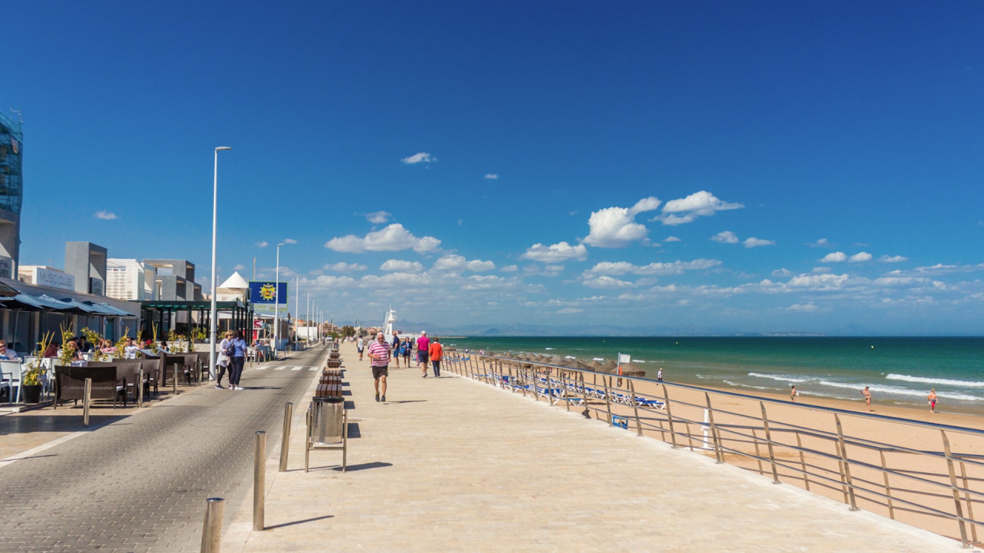 Videresalg - Lejlighed lejlighed -
La Mata