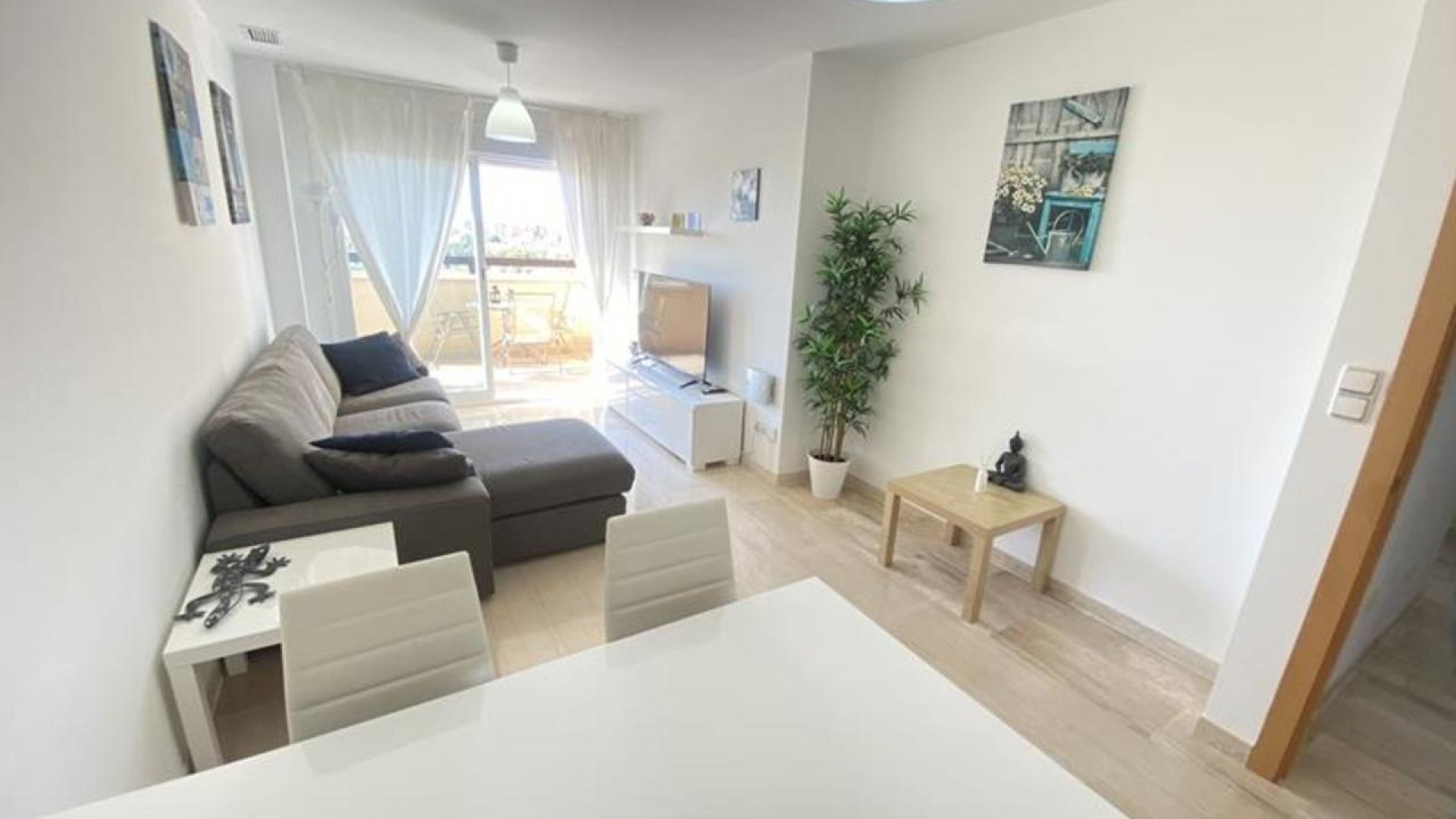 Videresalg - Lejlighed lejlighed -
La Tercia