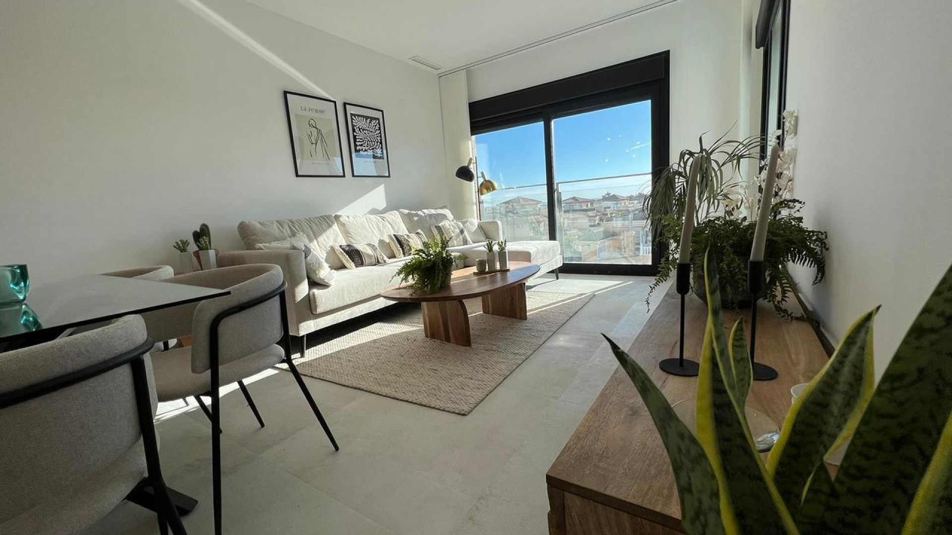 Videresalg - Lejlighed lejlighed -
La Zenia