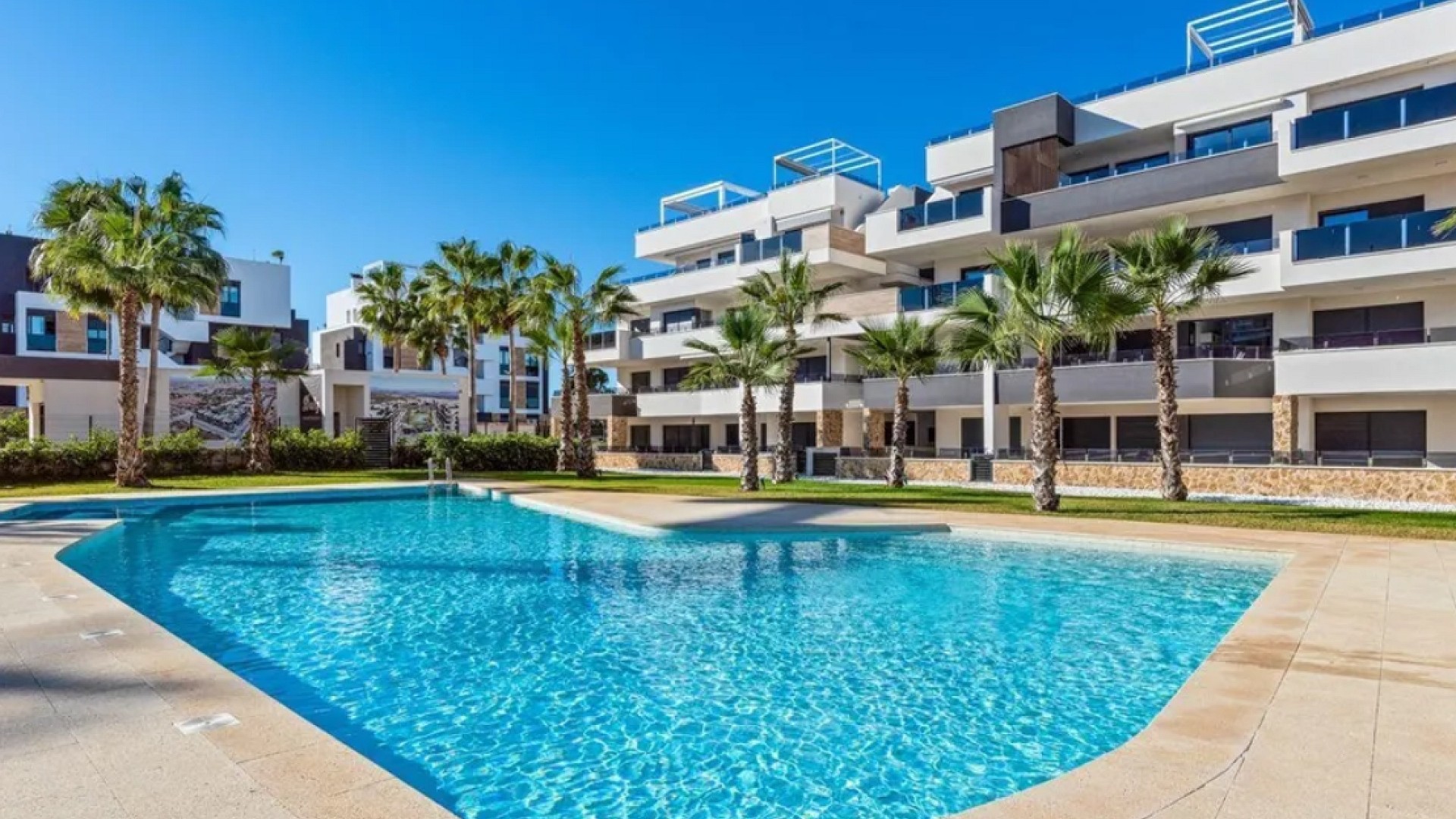 Videresalg - Lejlighed lejlighed -
Los Altos