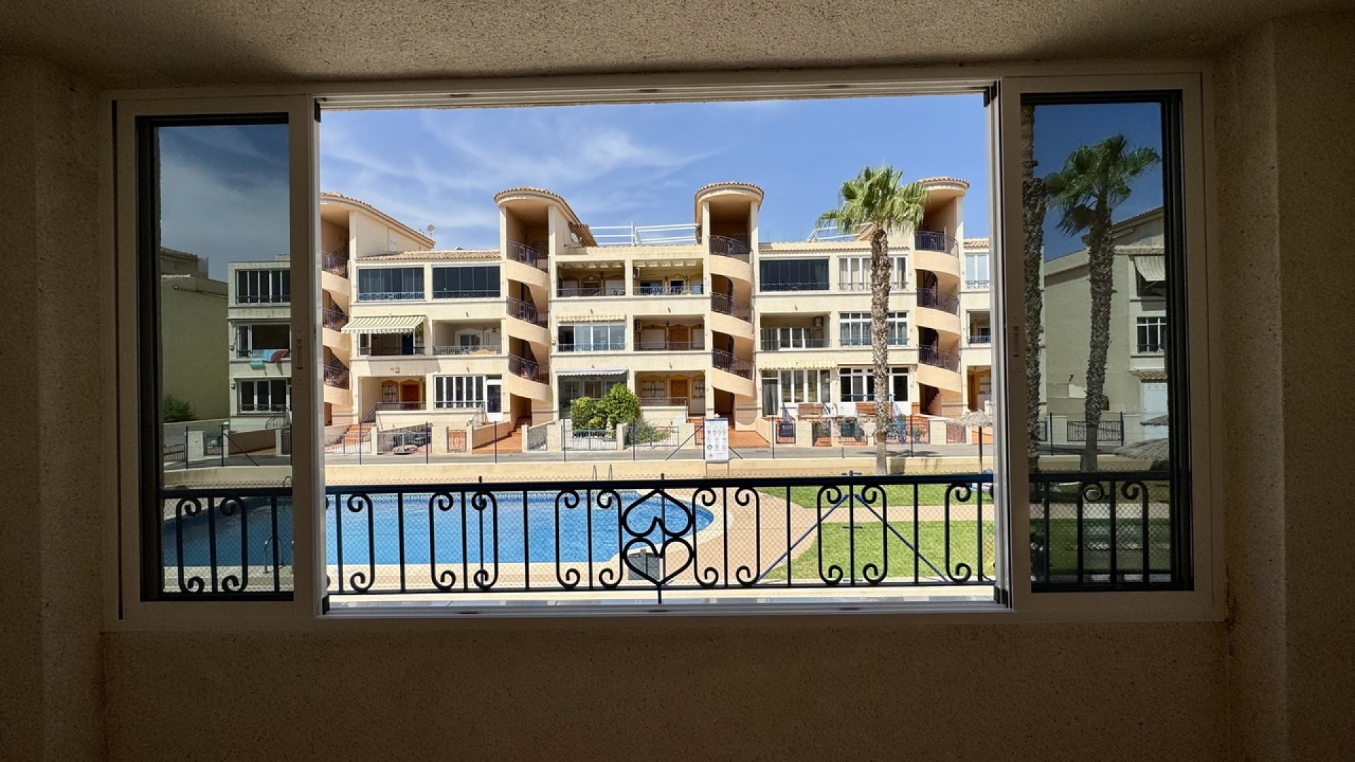 Videresalg - Lejlighed lejlighed -
Los Altos