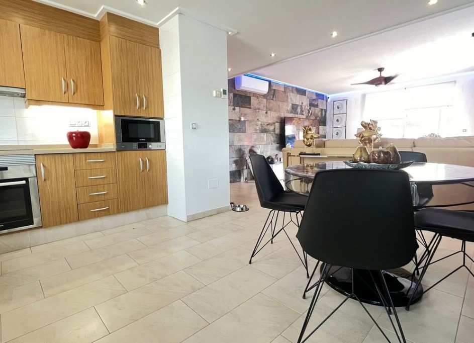 Videresalg - Lejlighed lejlighed -
Los Dolses