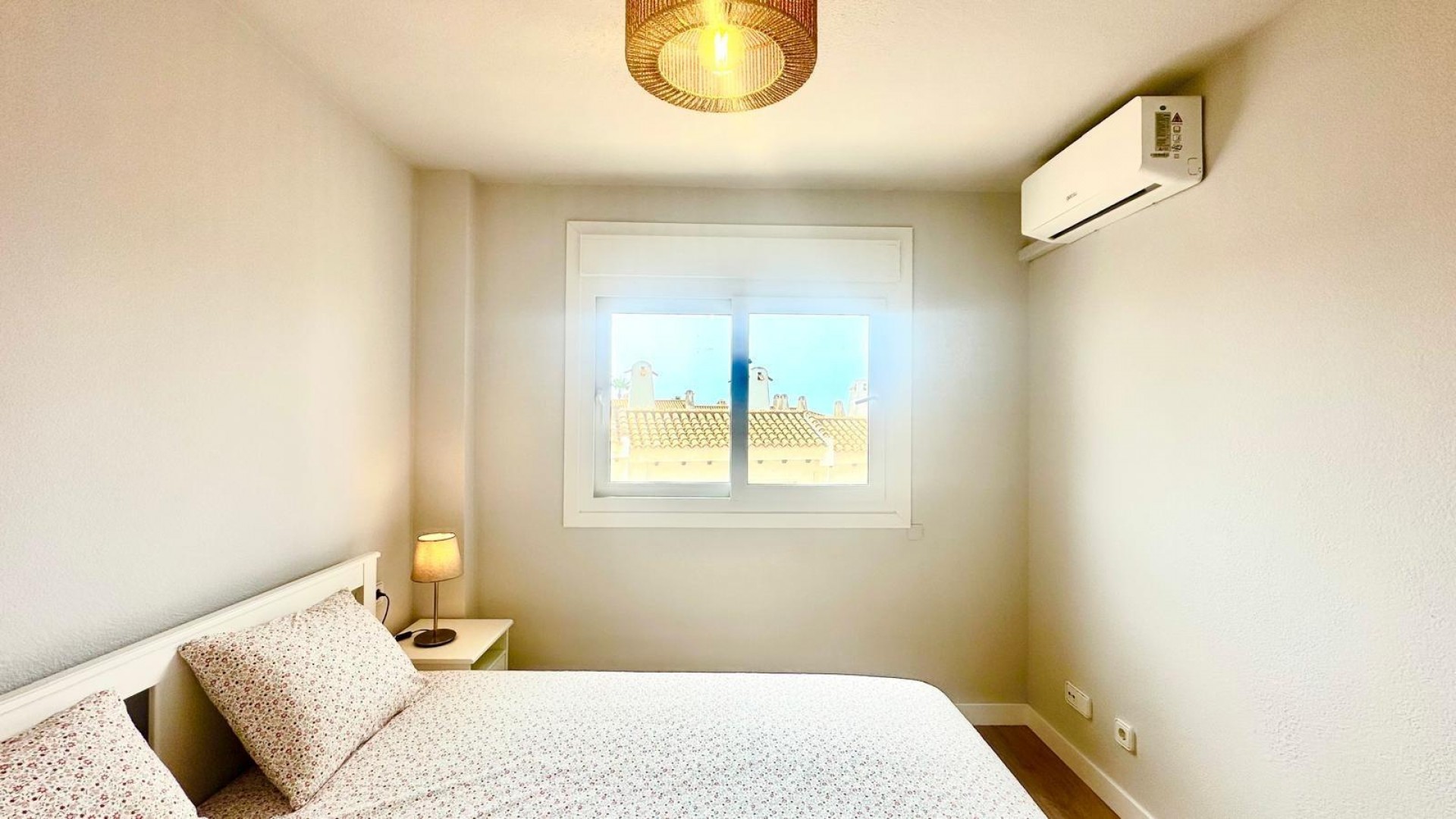 Videresalg - Lejlighed lejlighed -
Orihuela Costa - Campoamor