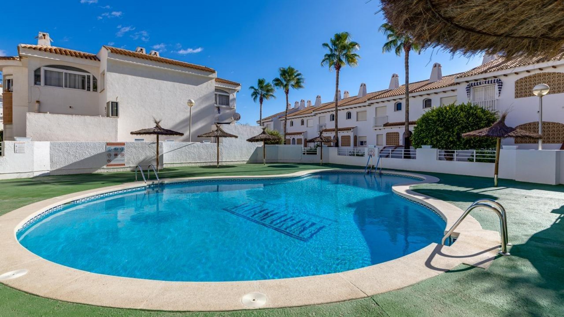 Videresalg - Lejlighed lejlighed -
Orihuela Costa - Campoamor