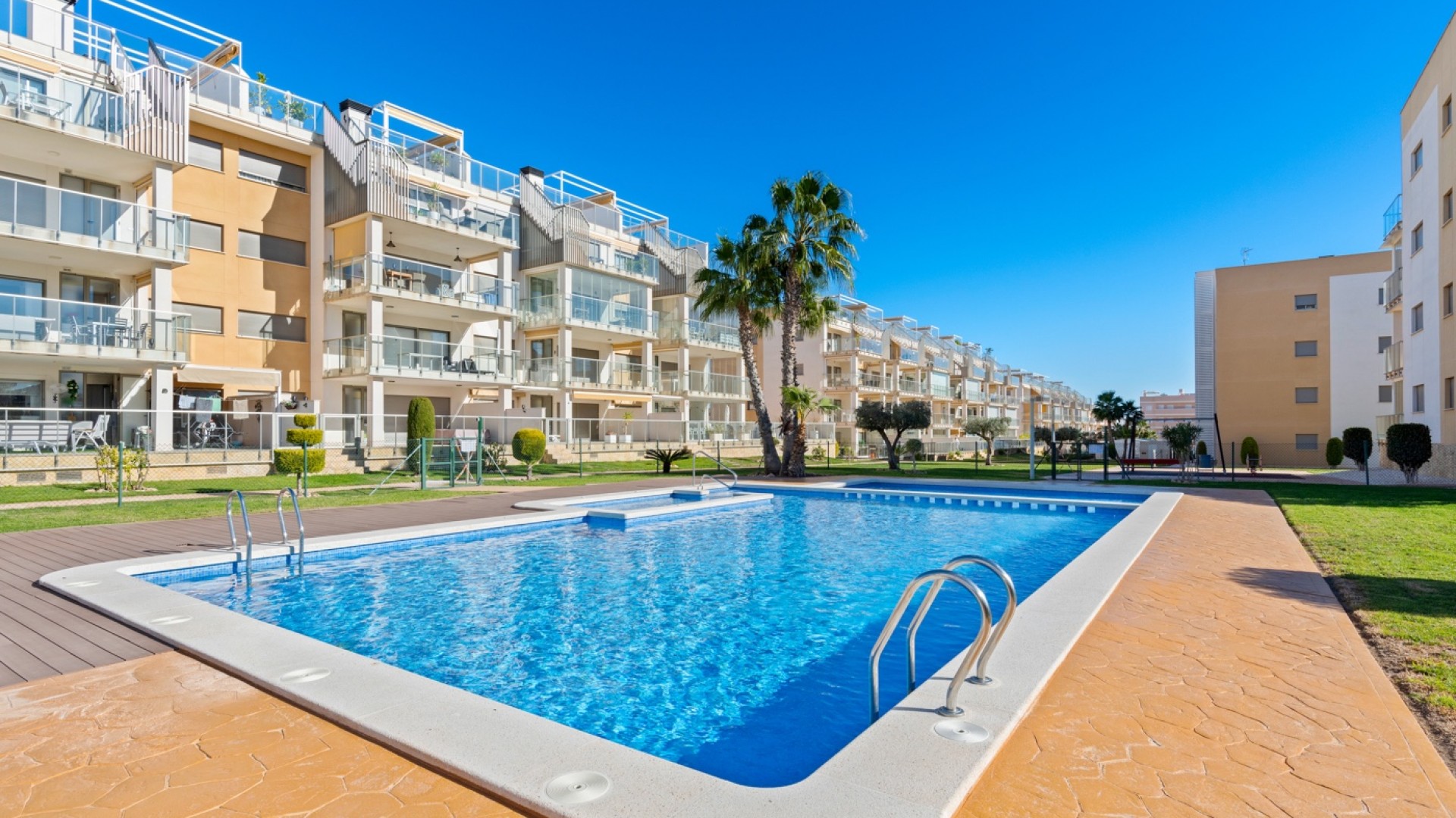 Videresalg - Lejlighed lejlighed -
Orihuela Costa - Los Dolses*