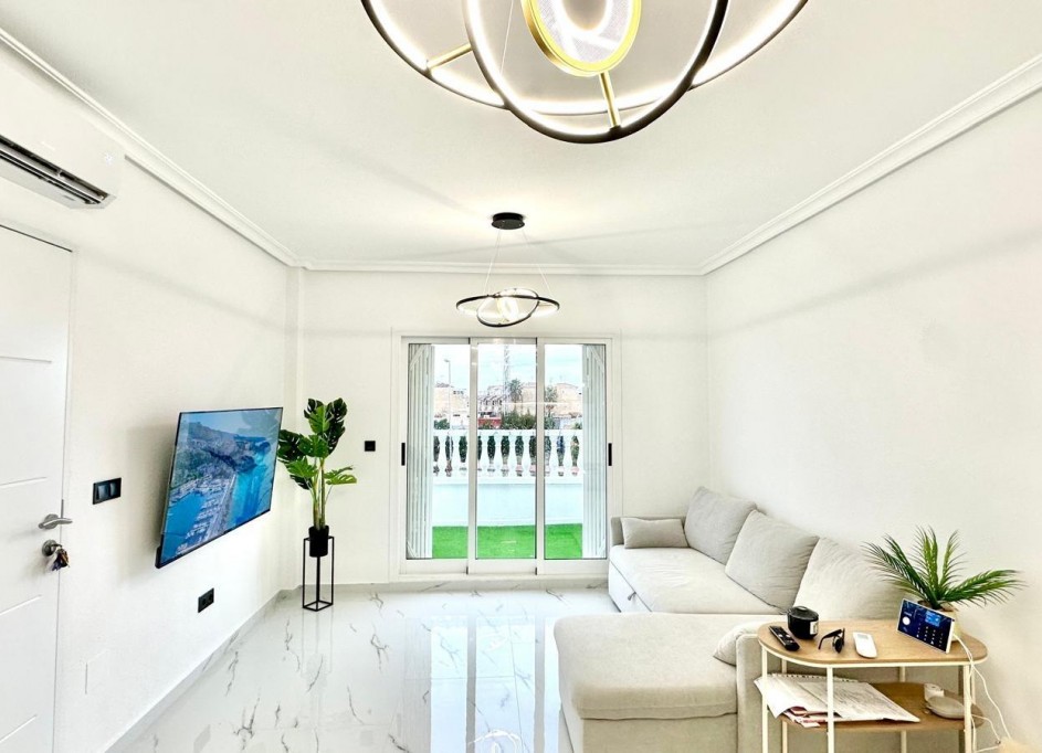 Videresalg - Lejlighed lejlighed -
Orihuela Costa - Playa Flamenca Norte