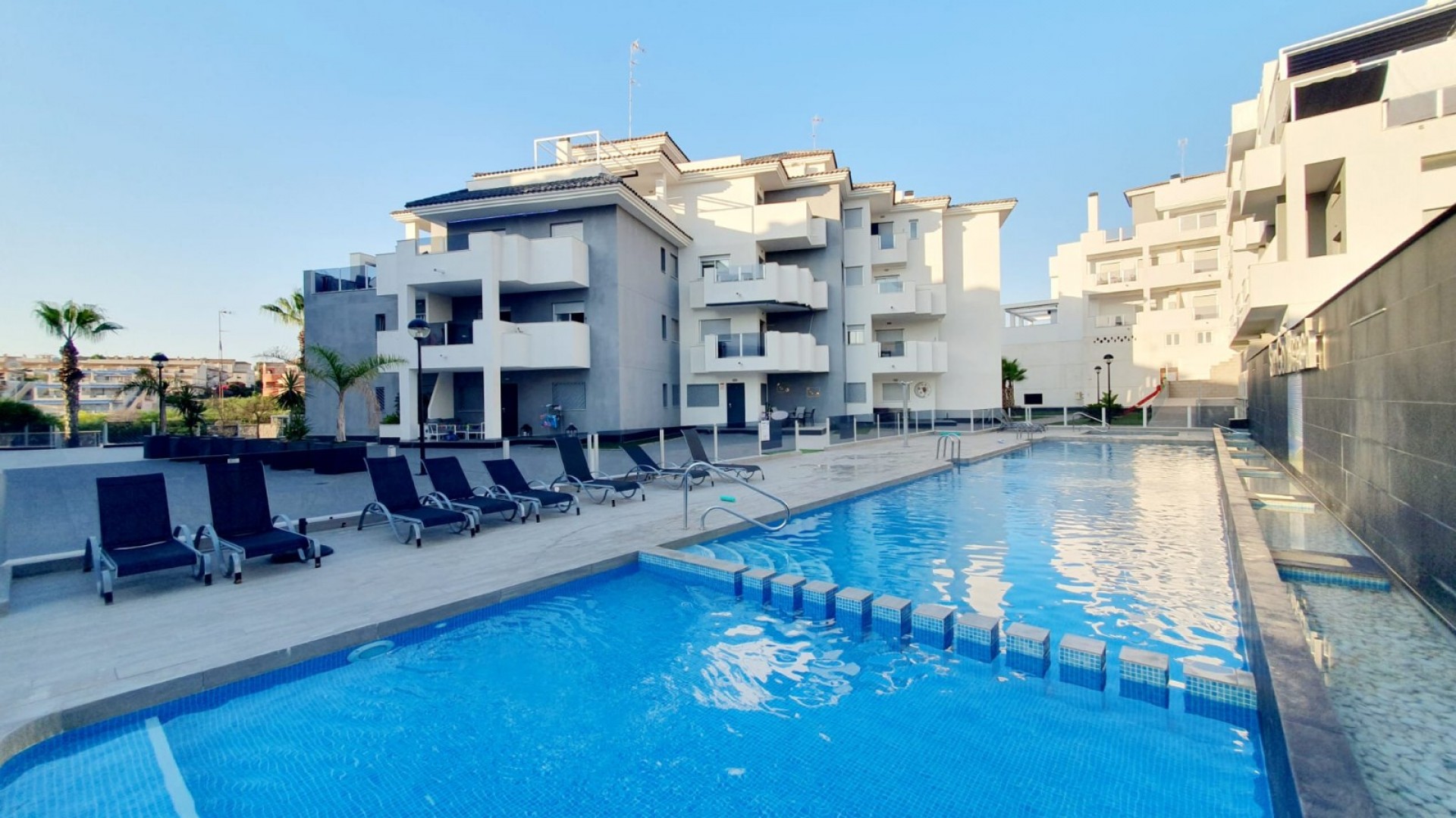 Videresalg - Lejlighed lejlighed -
Orihuela Costa - Villamartín-Las Filipinas