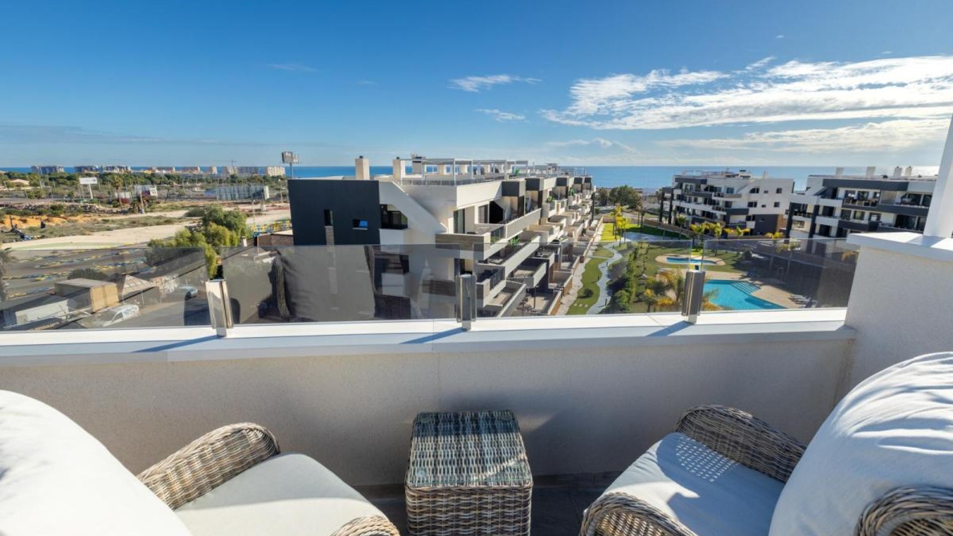 Videresalg - Lejlighed lejlighed -
Playa Flamenca