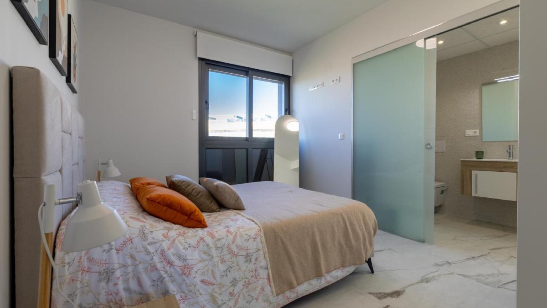 Videresalg - Lejlighed lejlighed -
Playa Flamenca