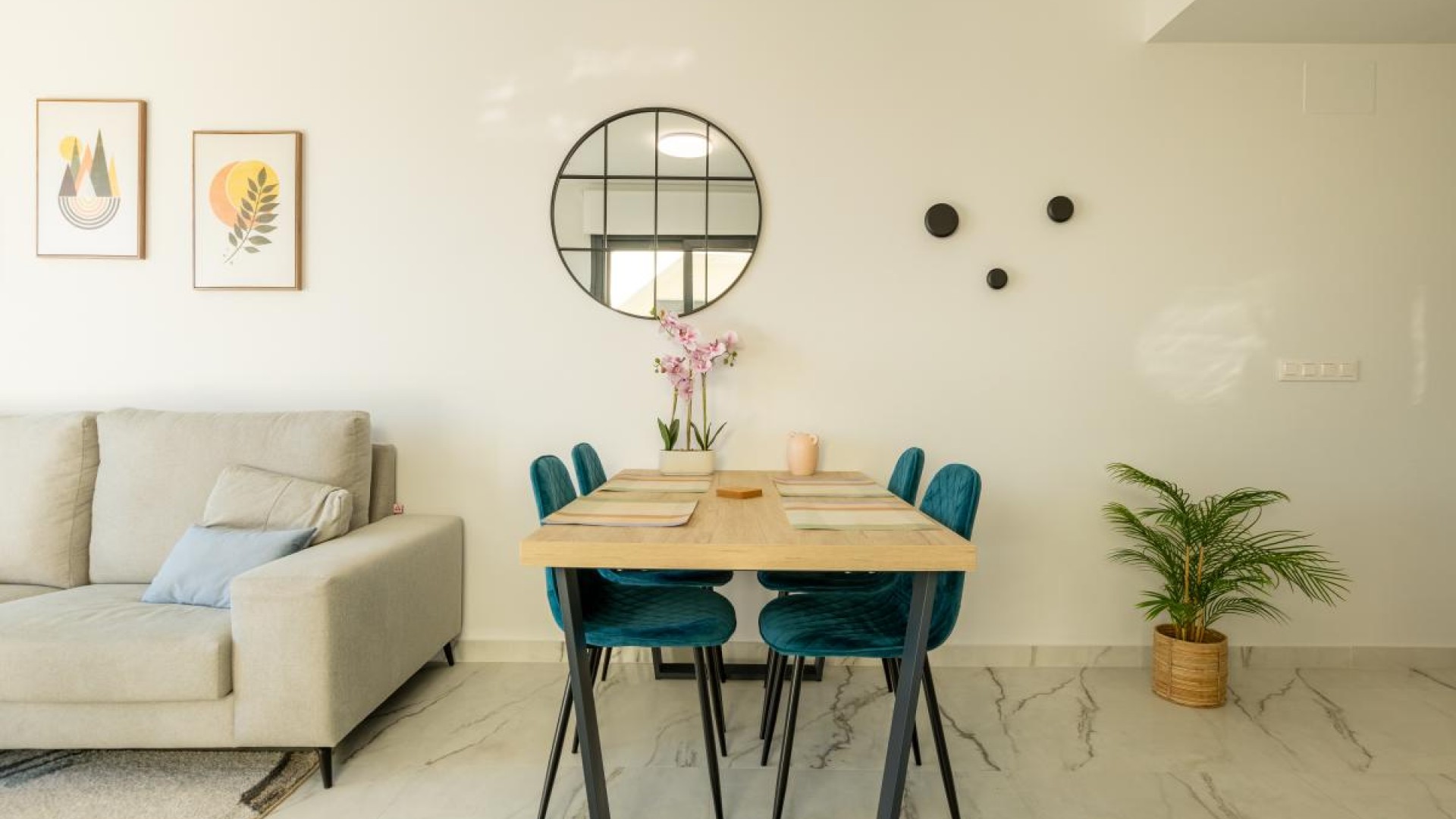 Videresalg - Lejlighed lejlighed -
Playa Flamenca