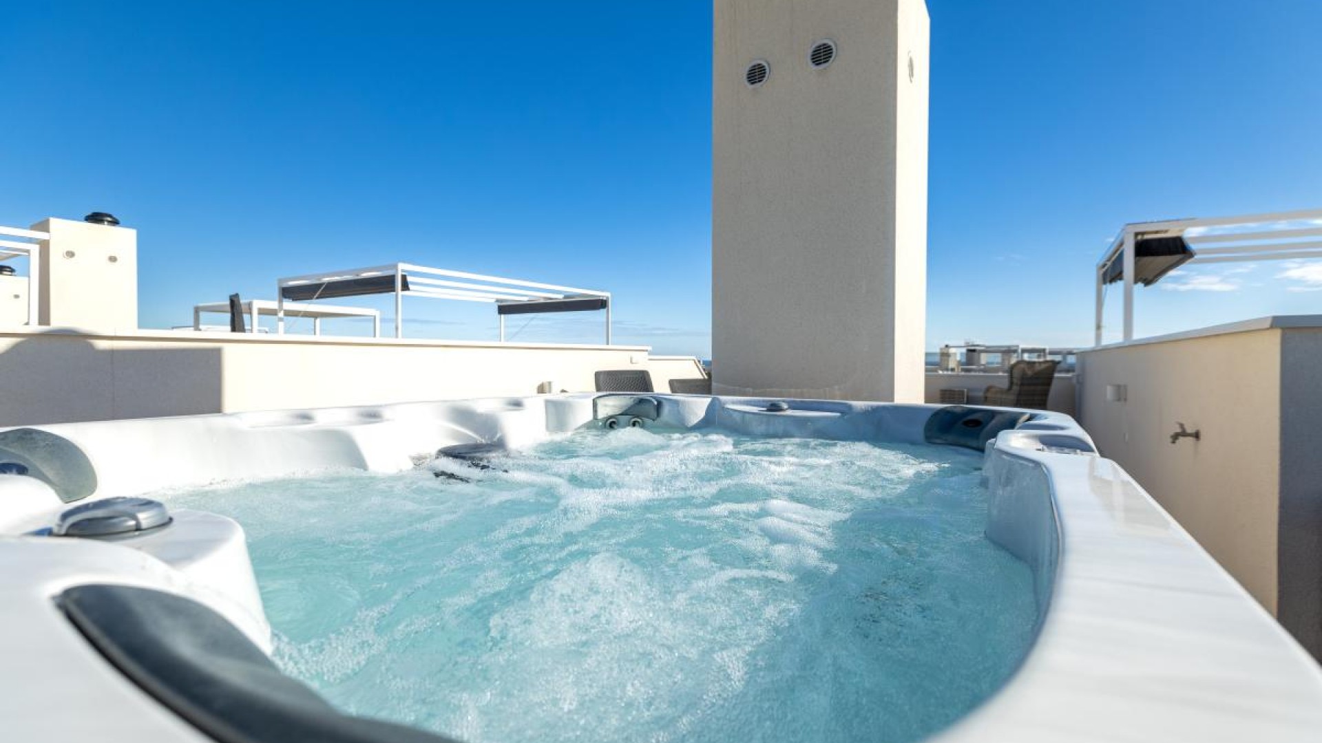 Videresalg - Lejlighed lejlighed -
Playa Flamenca