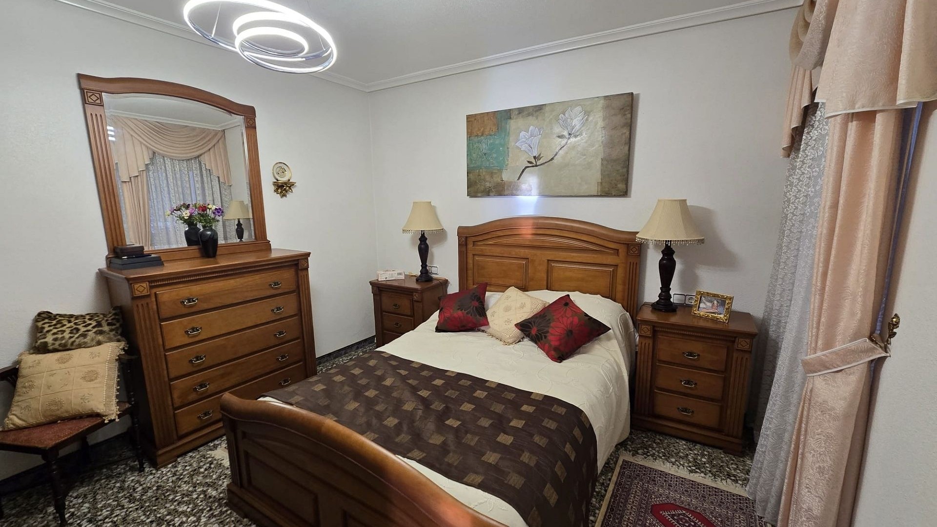 Videresalg - Lejlighed lejlighed -
SAX