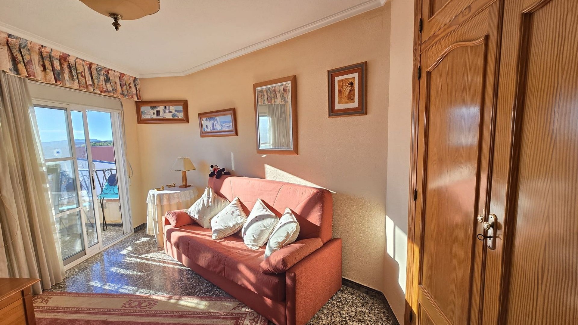 Videresalg - Lejlighed lejlighed -
SAX