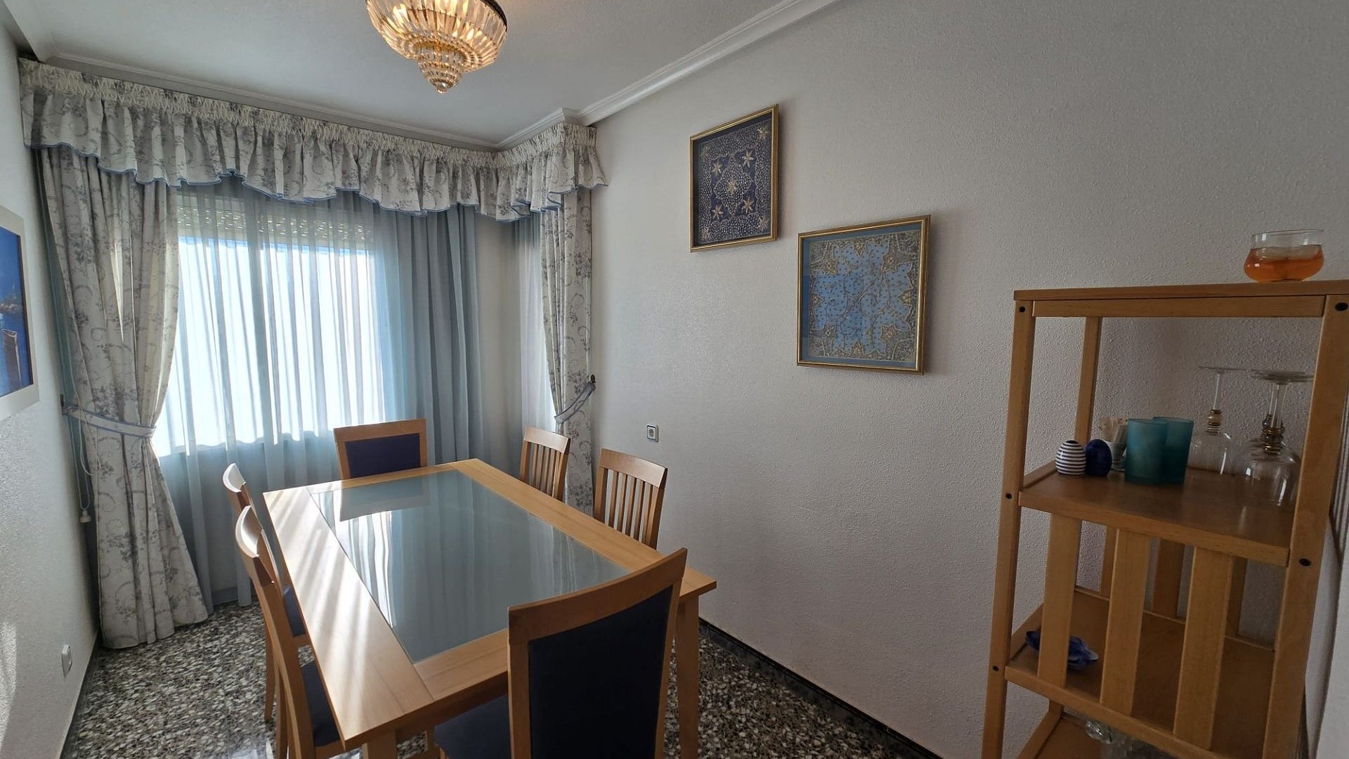 Videresalg - Lejlighed lejlighed -
SAX