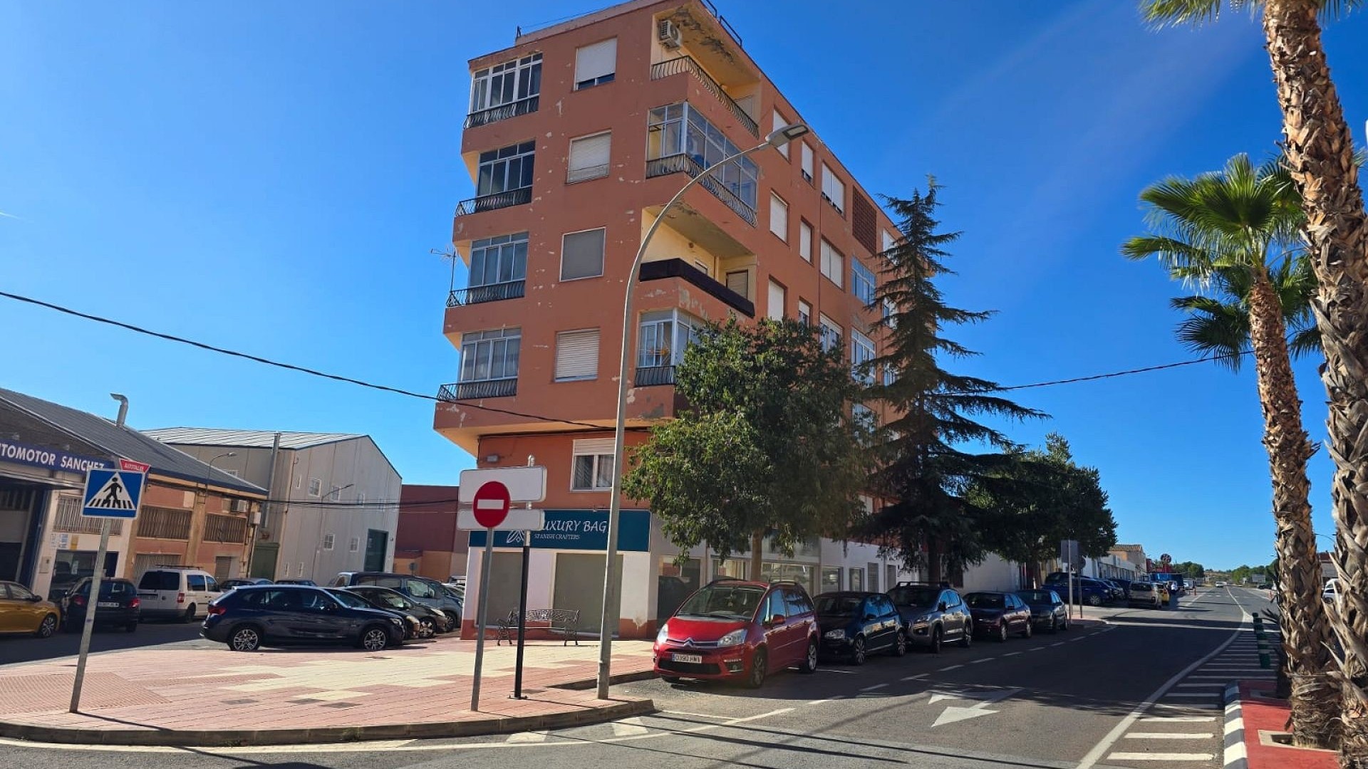 Videresalg - Lejlighed lejlighed -
SAX