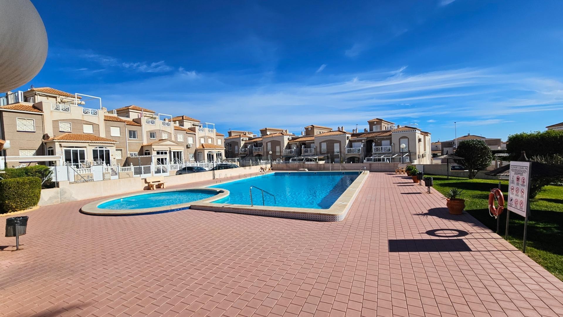 Videresalg - Lejlighed lejlighed -
Torrevieja - Aguas Nuevas