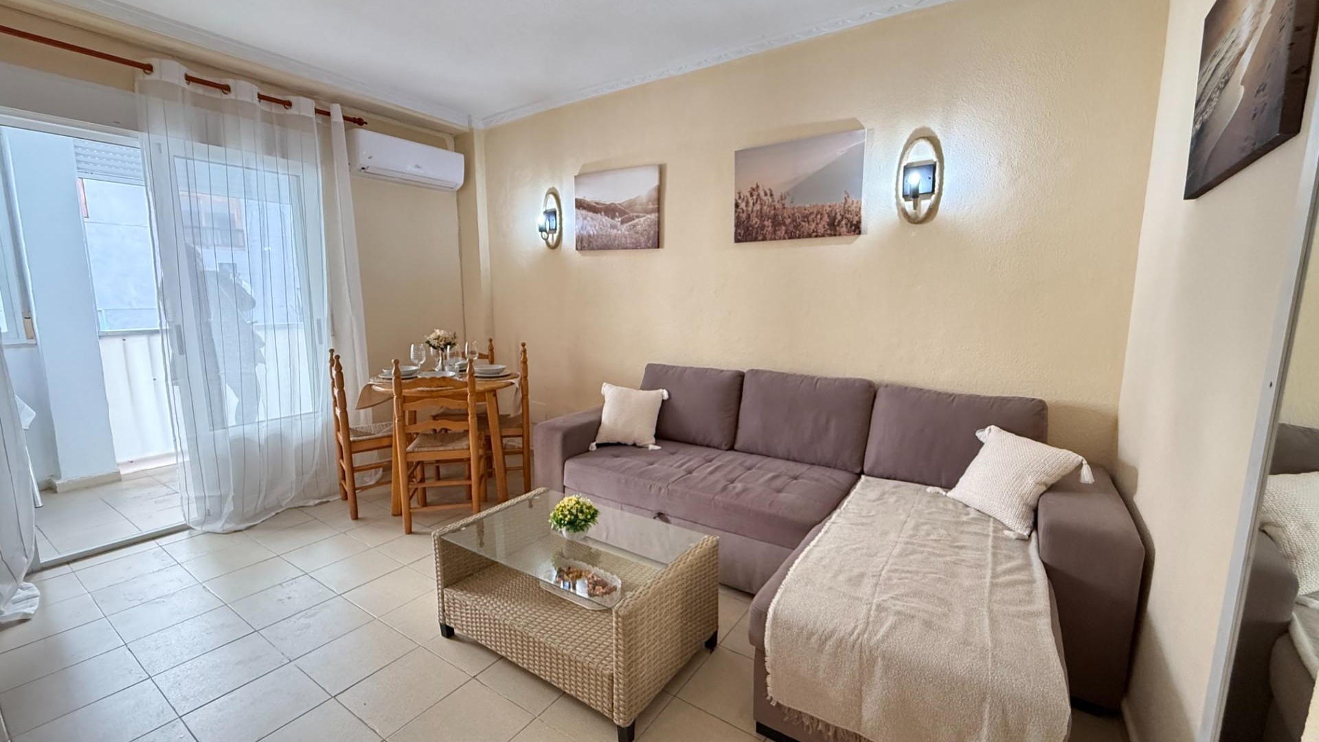 Videresalg - Lejlighed lejlighed -
Torrevieja - Cabo cervera