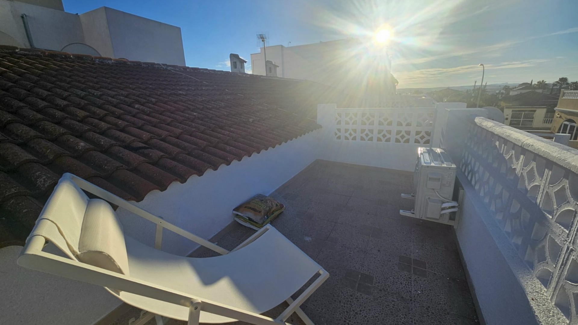 Videresalg - Lejlighed lejlighed -
Torrevieja - El chaparral