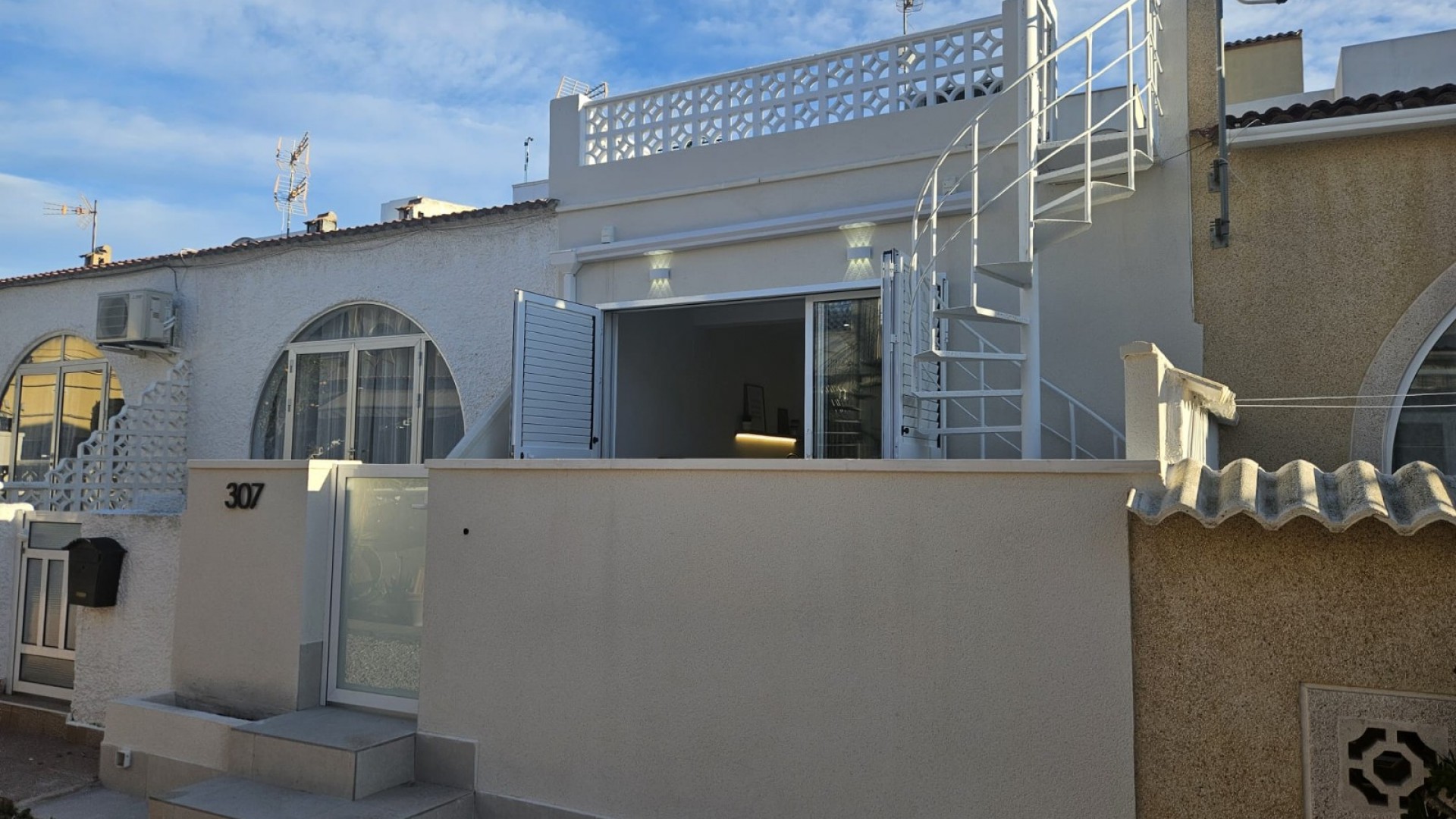 Videresalg - Lejlighed lejlighed -
Torrevieja - El chaparral